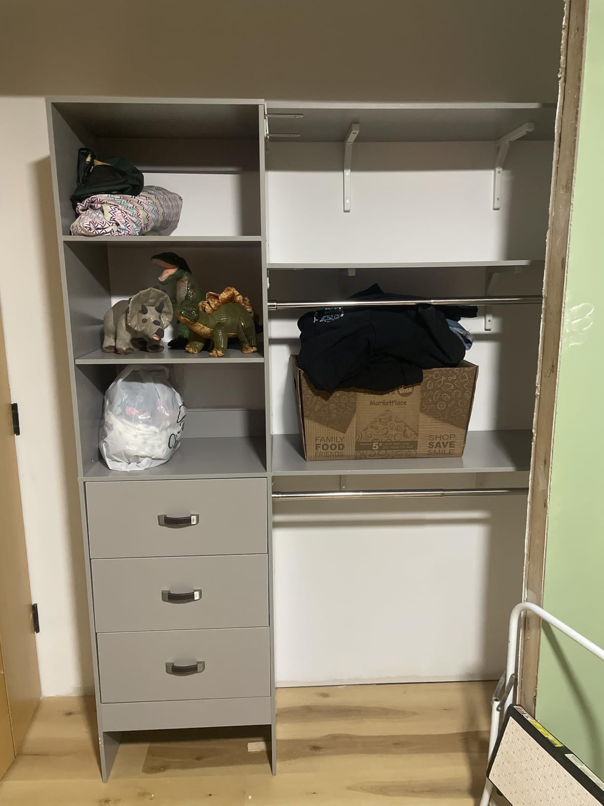 iSunirm 8FT Closet System, 96'' Closet Organizer System with 3 Hanging Rods, Wall Mount Bedroom Wardrobe with 3 Drawers Walk-in Closet, Adjustable Cloth Garment Rack from 5 to 8FT (Cut to Fit), White customer photo 1