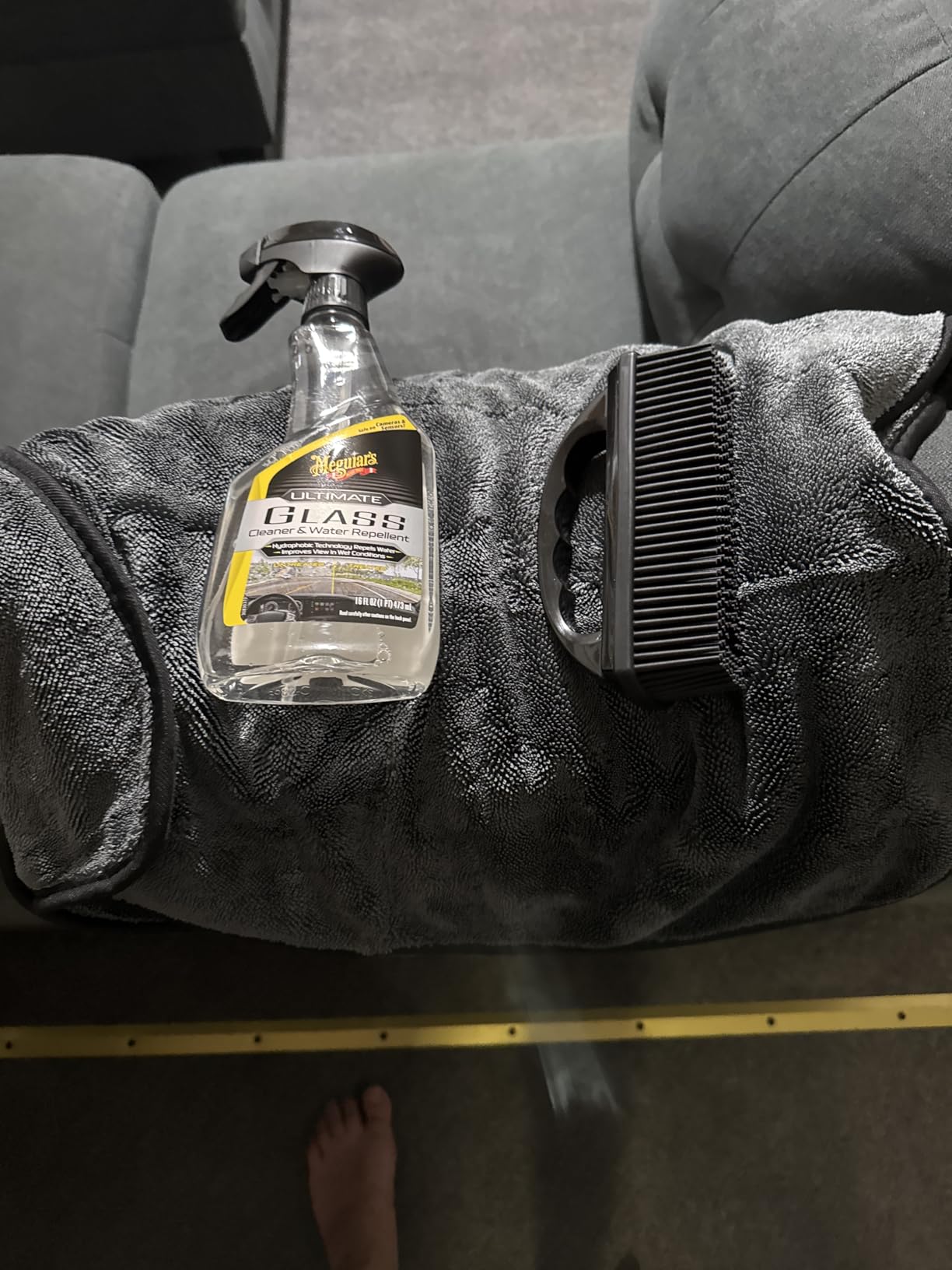 Meguiar's Ultimate Glass Cleaner & Water Repellent,16 Oz customer photo 2