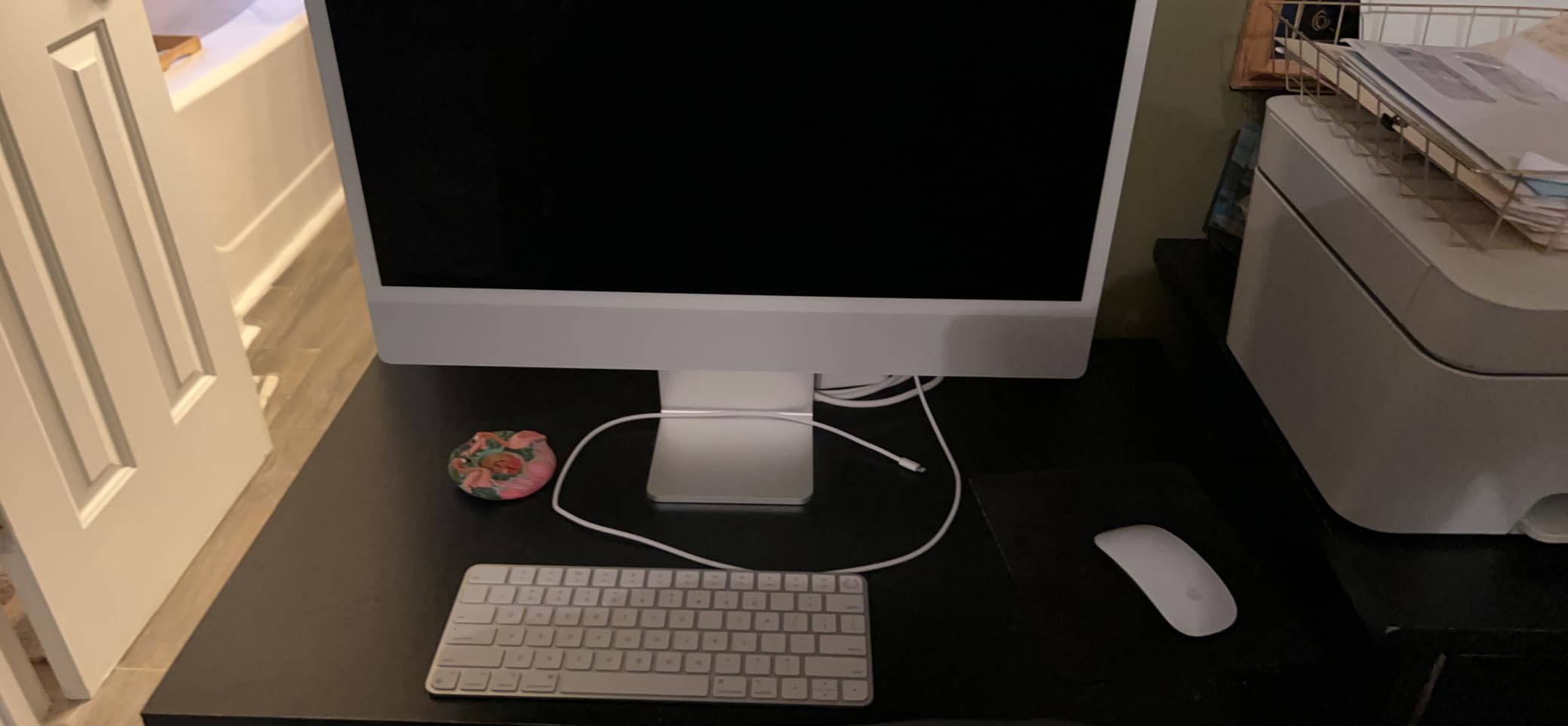 Apple 2023 iMac All-in-One Desktop Computer with M3 chip: 8-core CPU, 10-core GPU, 24-inch Retina Display, 8GB Unified Memory, 256GB SSD Storage, Matching Accessories. Works with iPhone/iPad; Silver customer photo 1