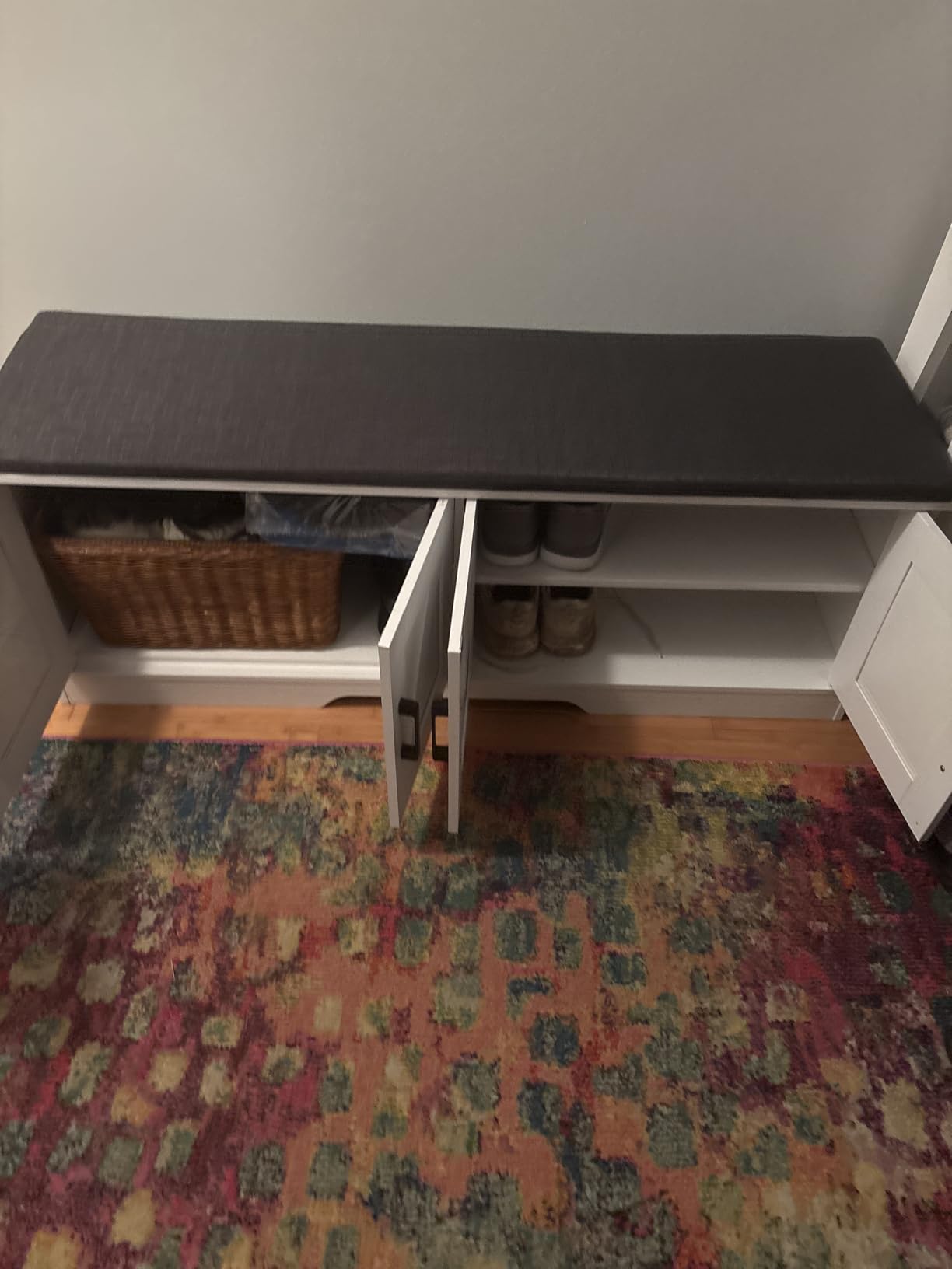 HOMSHO Farmhouse Shoe Storage Bench with 4 Barn Doors & Padded Seat Cushion customer photo 1