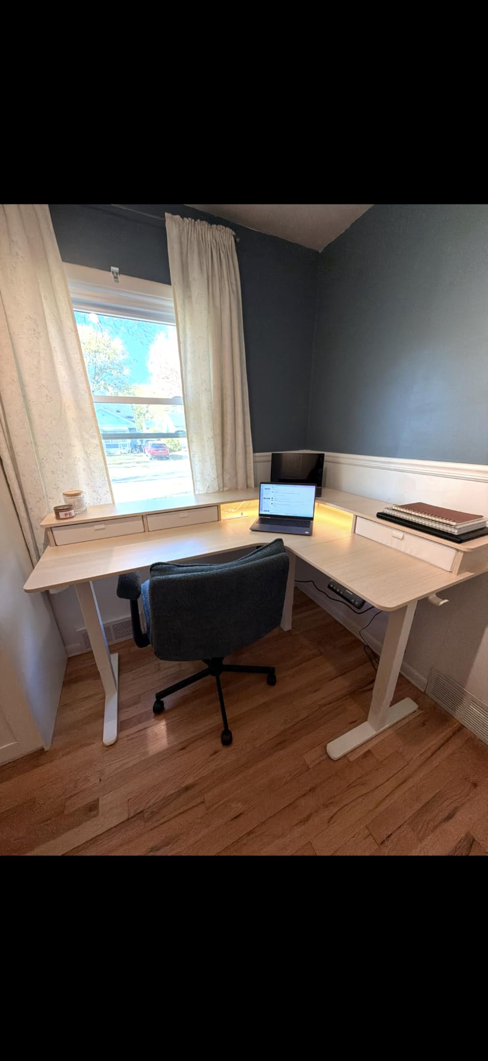 HUANUO 65″ L Shaped Standing Desk with 3 Drawers, Adjustable, Vintage Brown customer photo 2