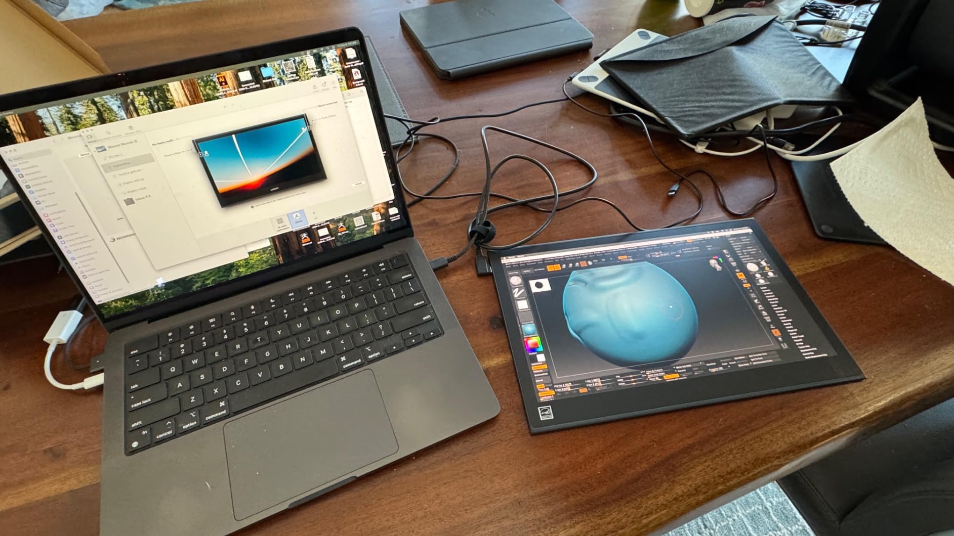 Wacom Movink 13, Drawing Tablet with OLED Touchscreen & Pro Pen 3 | Portable, color-accurate pen display with touch for photo-editing, illustration, concept art, and creative work anywhere customer photo 1