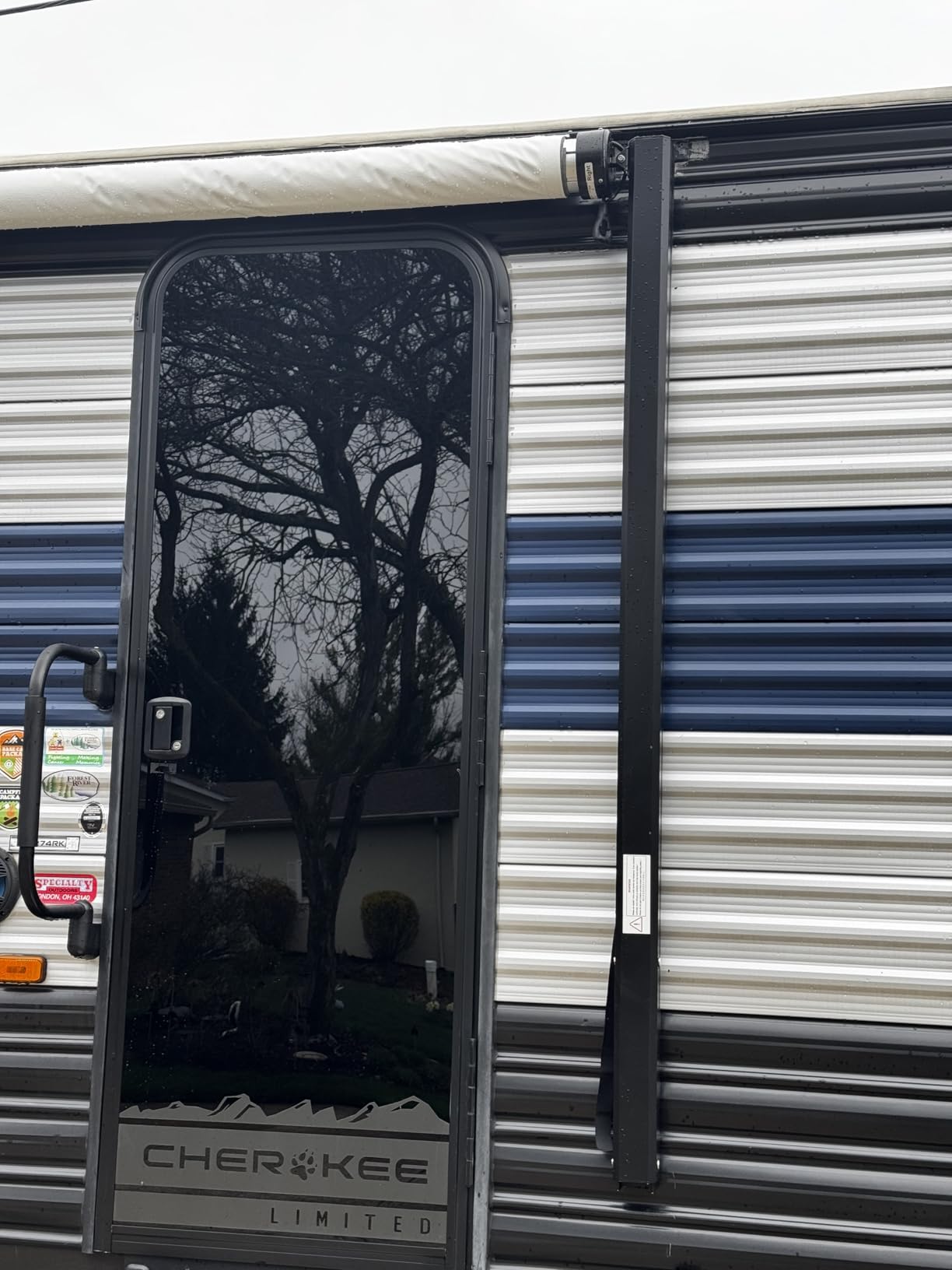 Suncode RV Awning for RV&Camper-Motorized RV Awning,Electric Camper Awning Complete Kit-16x8Ft-White Frame &Sliver Fade customer photo 1