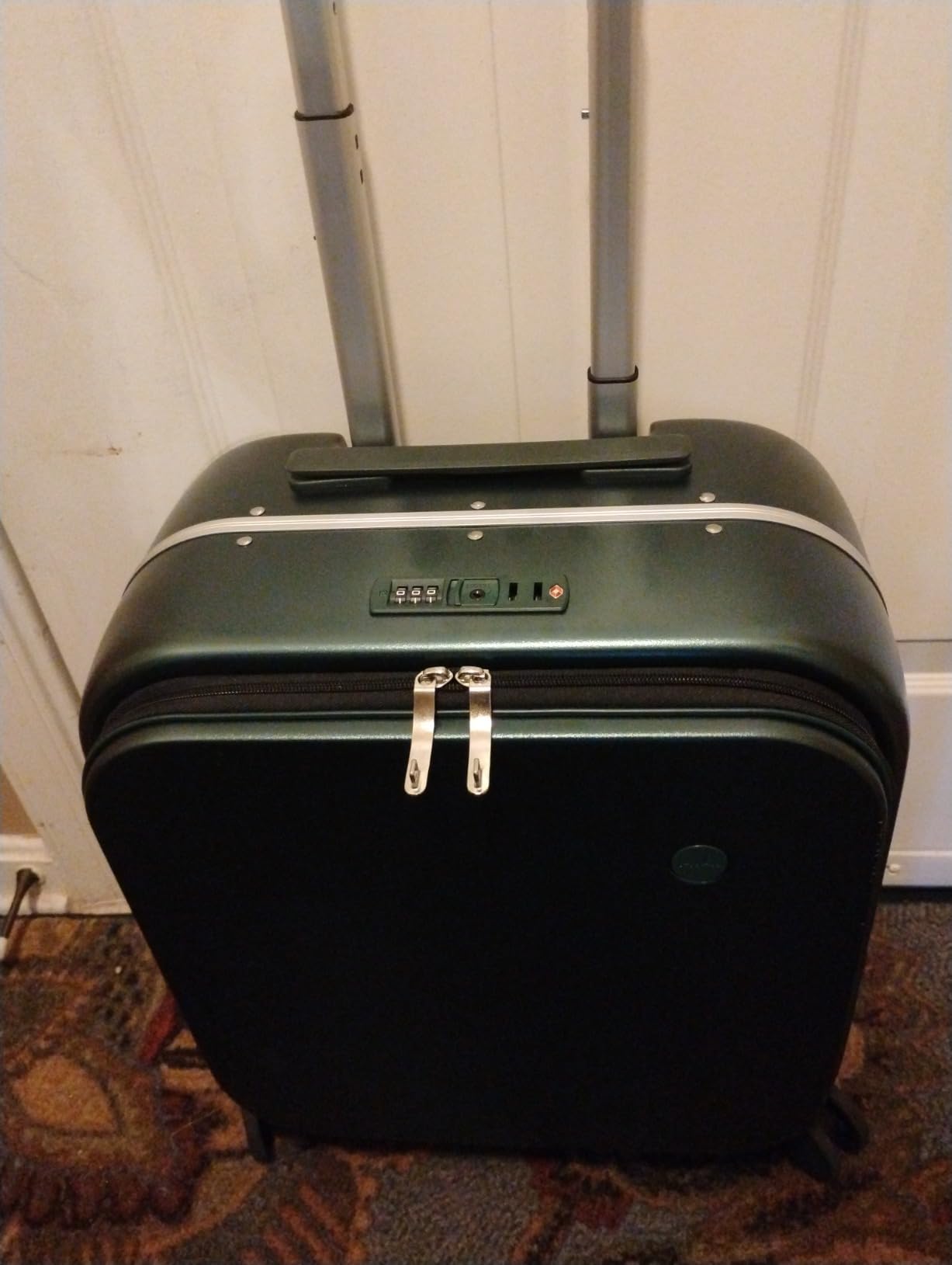 mixi Carry On Luggage, 20'' Suitcase with Front Pocket, Travel Rolling Luggage Aluminum Frame PC Hardside with Spinner Wheels & TSA Lock and Cover - Black customer photo 1