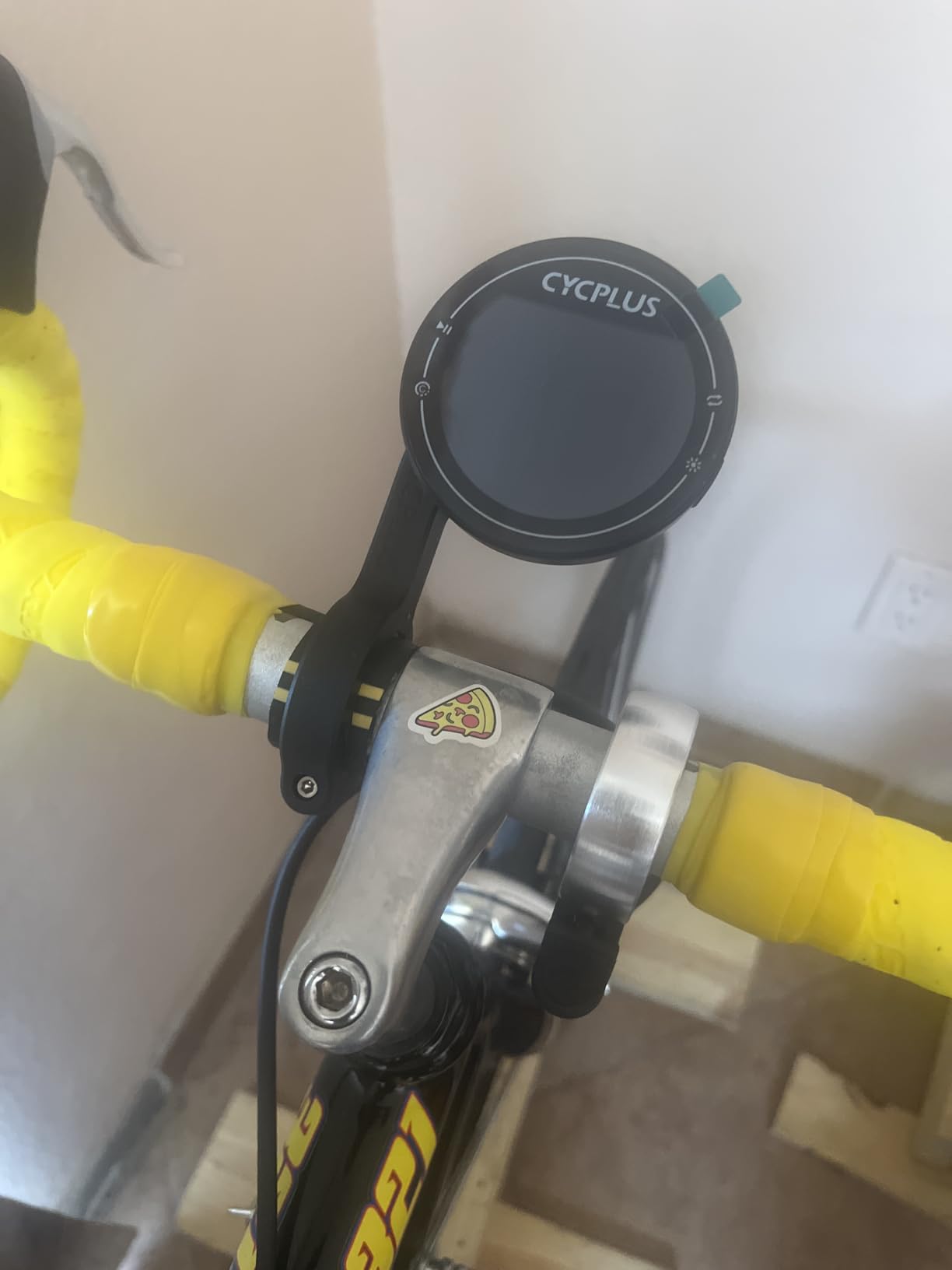 CYCPLUS GPS Wireless Bike Computer M2, 2.5