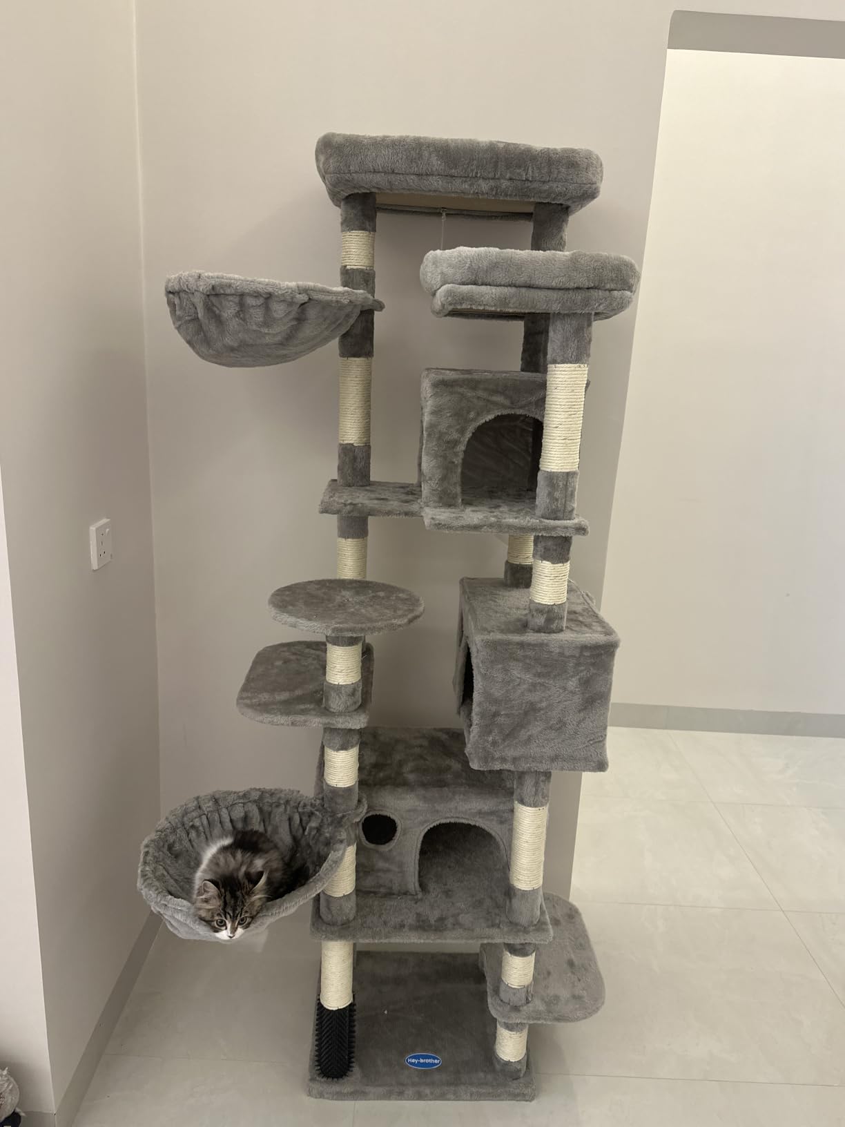 Hey-brother Cat Tree, Multi-Level Tower with 3 Condos, Hairbrush, MPJ035-MG customer photo 2