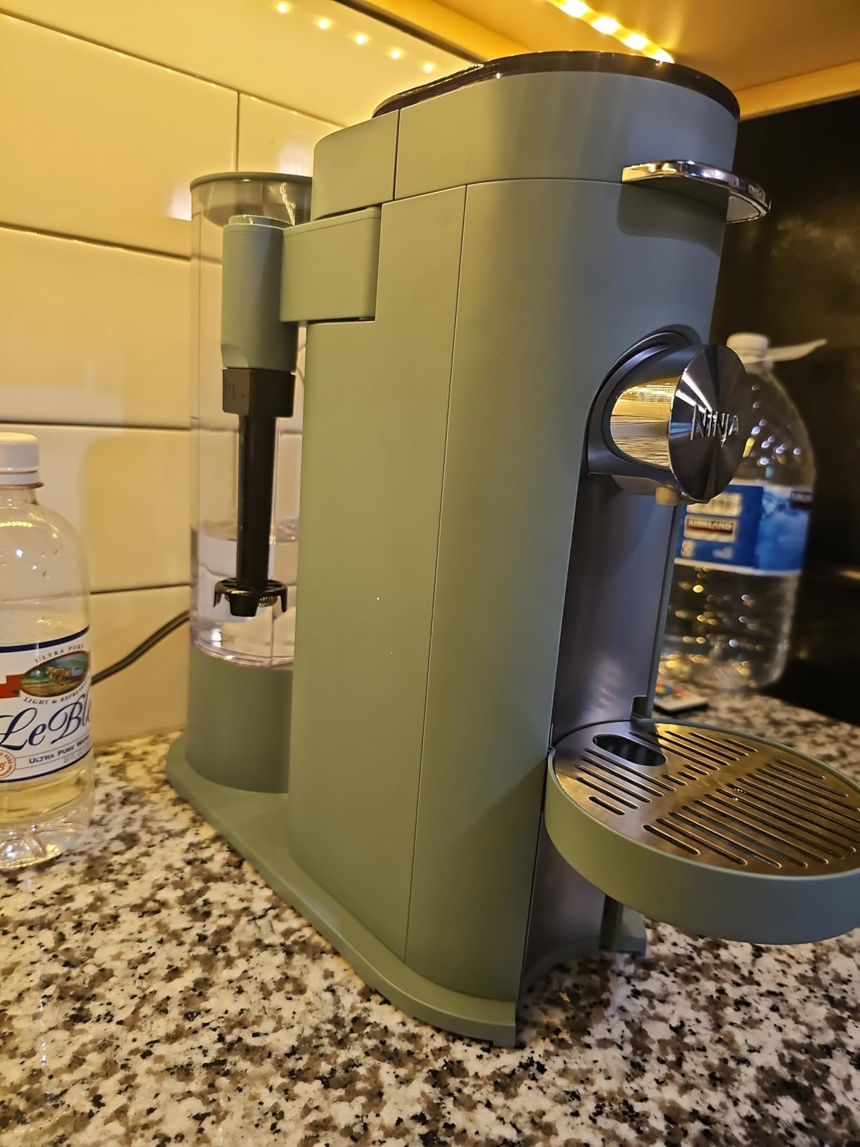 Ninja Pods & Grounds Coffee Maker, K-Cup Compatible, Glacier Blue, PB051GB | Built-In Milk Frother, 6-oz. Cup to 24-oz. Travel Mug Sizes, Iced Coffee Maker customer photo 1