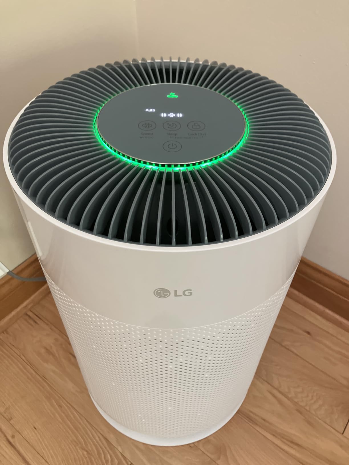 LG PuriCare 360 Air Purifiers for Home, Large and Small Room, Bedroom, Up to 2,059 ft² in 1 Hr with NanoFiber True HEPA Filter, 360 Degrees of Filtration, WiFi, Air Quality Monitor, Low Noise customer photo 2