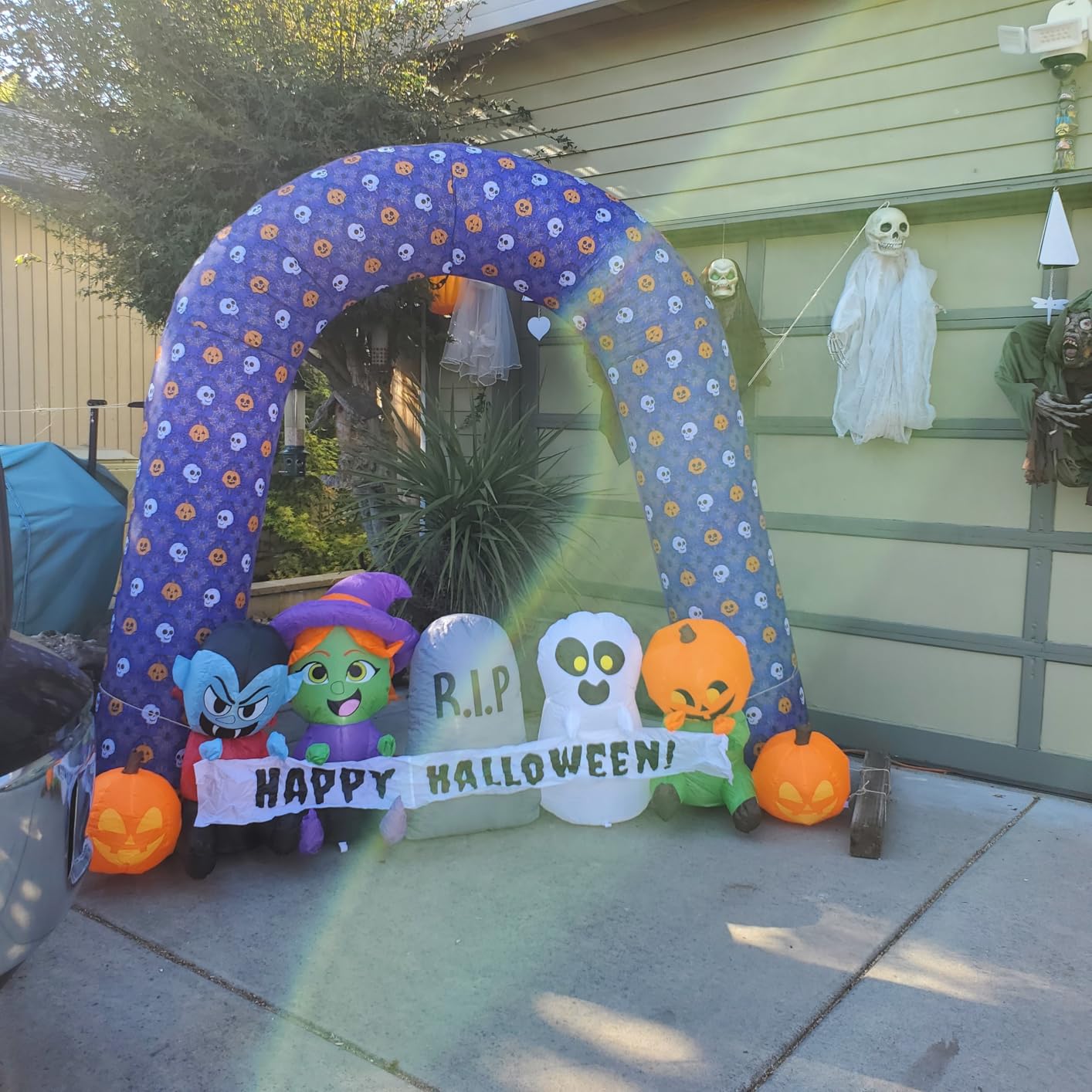 Joiedomi 8 FT Long Halloween Inflatables Outdoor Decoration, Halloween Blow Up Decorations Outside Inflatable Pumpkin Ghost Cat Tombstone with LEDs for Yard Decor customer photo 1