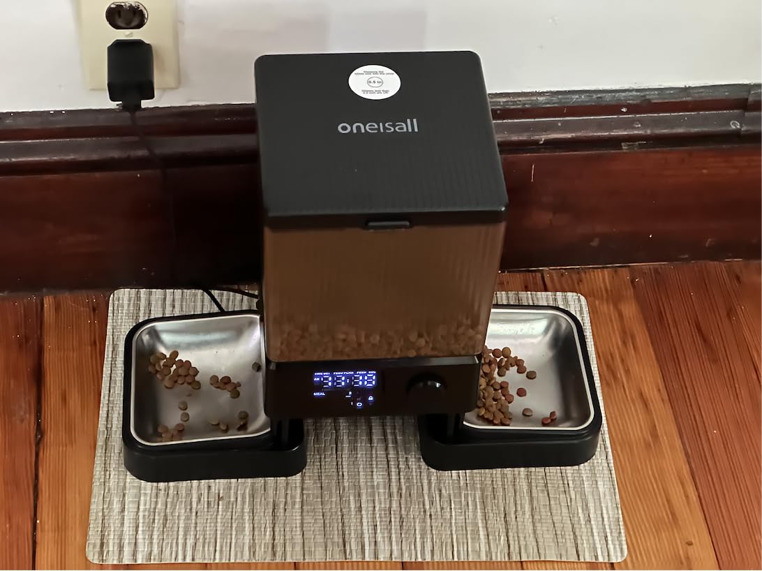 oneisall Automatic Cat Feeder for 2 Cats Pets, Timed Cat Food Dispenser customer photo 1