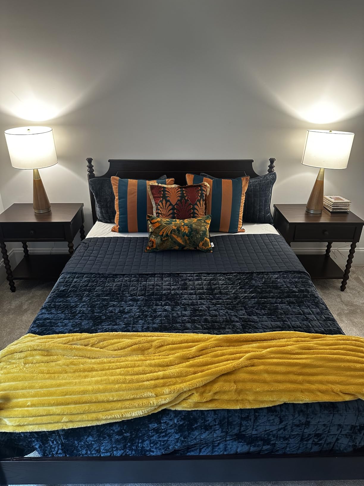 LEAONME Velvet Quilt King Size-98''x106'', Lightweight Caramel Velvet Comforter Set with 2 Pillow Shams, Soft Bedspread Coverlet Quilted Bedding Set for All Season customer photo 1