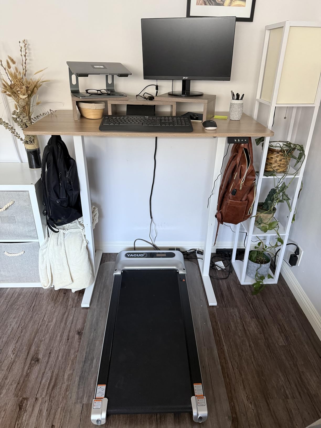 TIQLAB 48 X 24 Inch Height Adjustable Electric Standing Desk, Maple customer photo 1