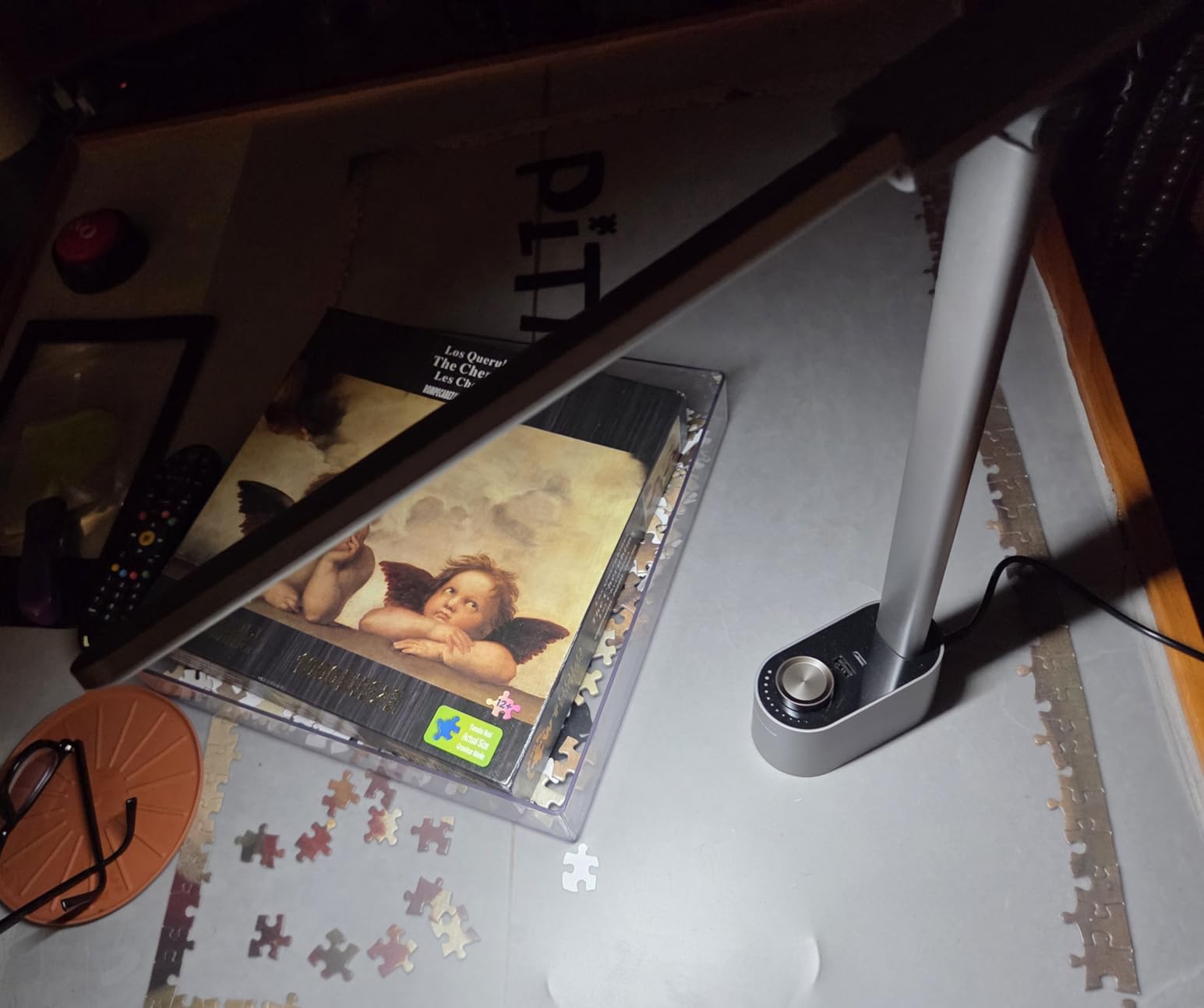 Honeywell H01 Pro Compact LED Desk Lamp with A+C Charging Port customer photo 1