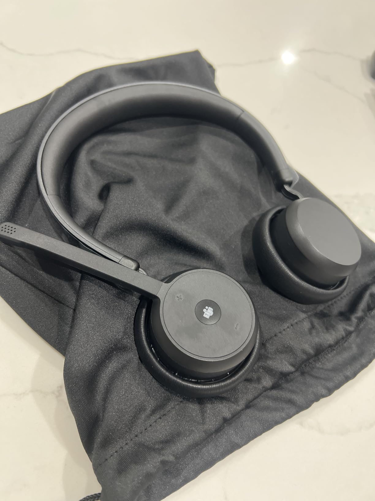 Lenovo Wireless VoIP Headset Teams Certified, Noise-Canceling Mic, Bluetooth 5.3 Multipoint, USB-A Receiver, 31-Hour Talk & 60-Hour Playback, Lightweight Over-Ear Design customer photo 2