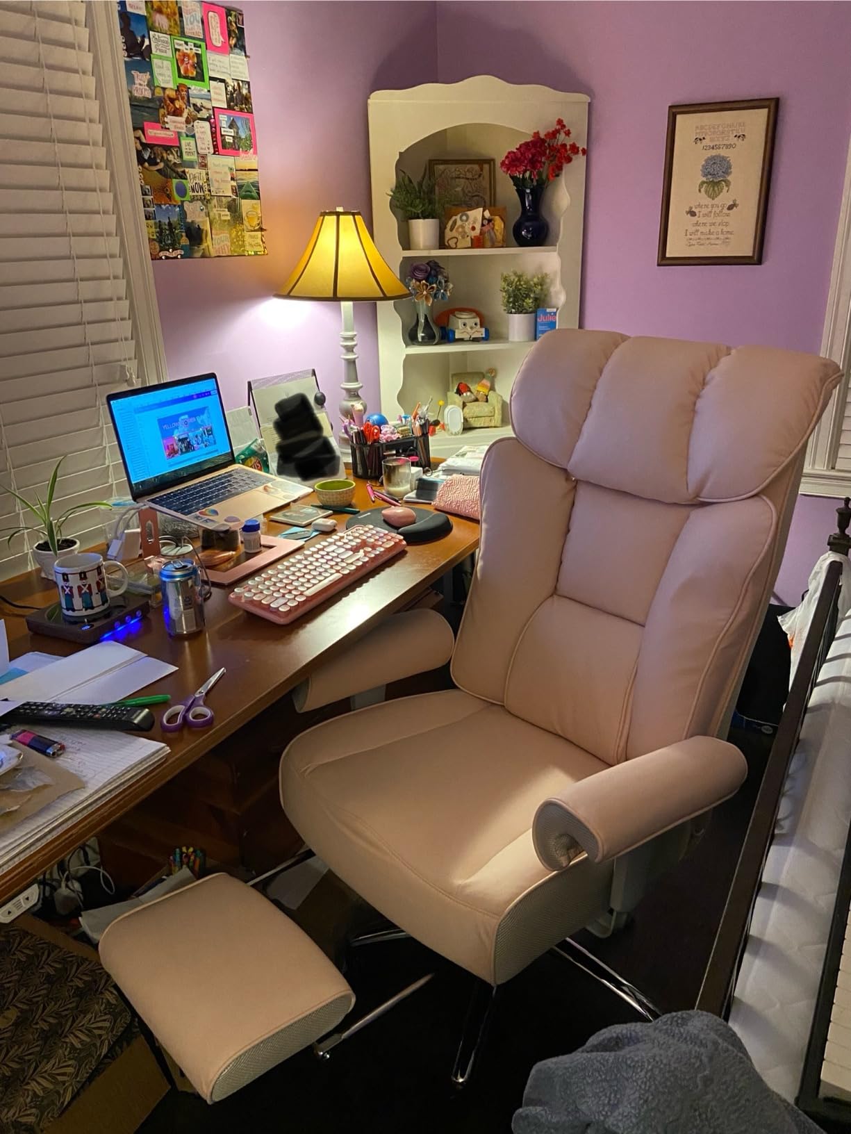 Efomao Big & Tall Pink Executive Office Chair 400lbs, Extra Wide 23.2