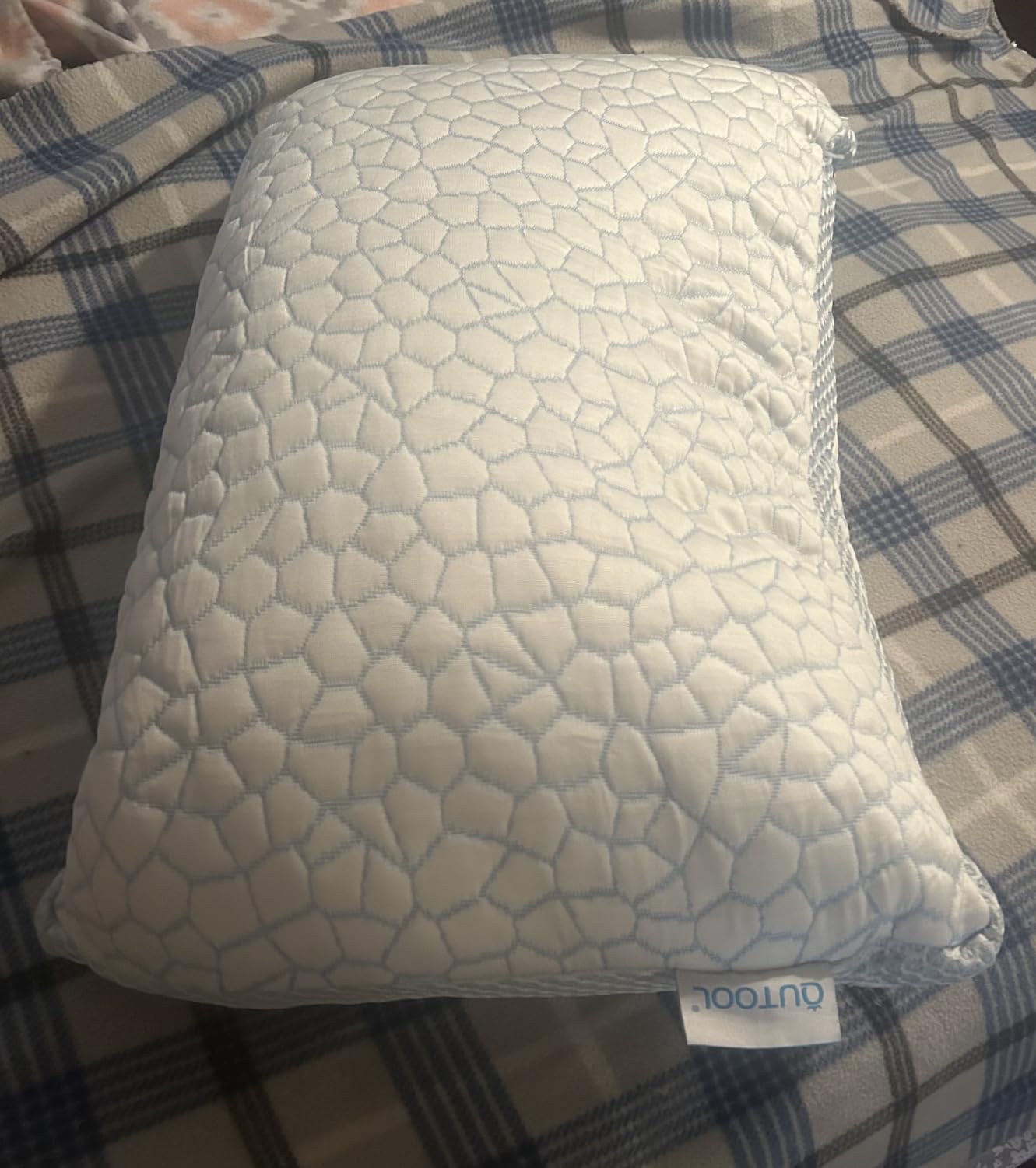 QUTOOL Double Sided Cooling Pillow for Hot Sleepers, Shredded Memory Foam Pillows Queen Size Set of 2, Adjustable Soft & Firm Gel Bed Pillow for Side, Back, Stomach Sleepers customer photo 1