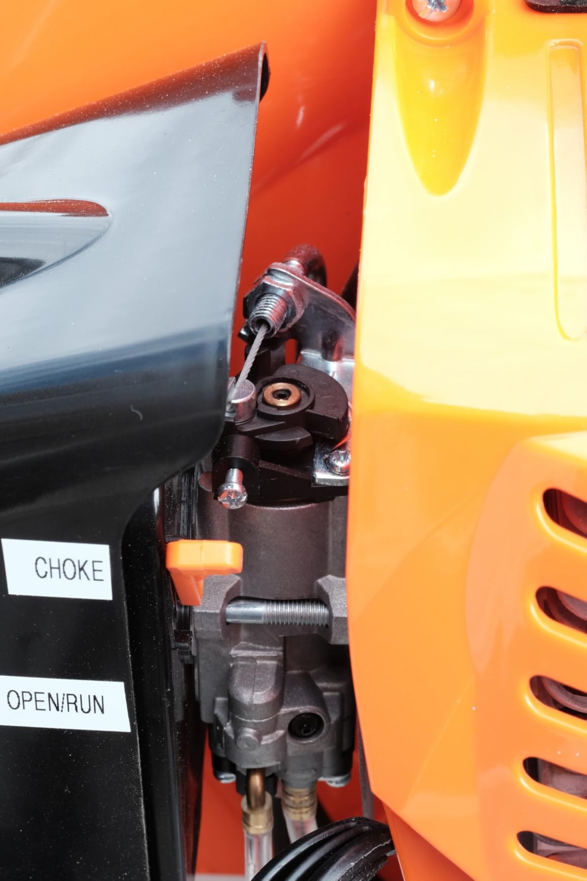 VEVOR 63CC Gas Backpack Leaf Blower, 2-Cycle 1110CFM 220MPH customer photo 2