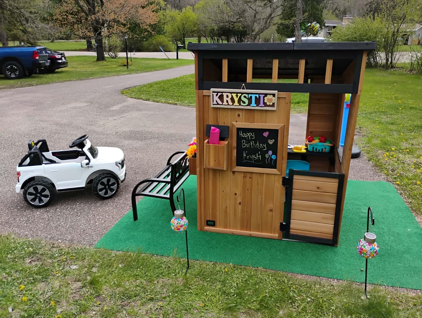 Backyard Discovery Caraway Cottage Cedar Wooden Kids Playhouse with Play Kitchen, Chalkboard, Mailbox, Half Door, Windows, Flower Box, Modern Farmhouse Design for Outdoor Imaginative Play customer photo 2
