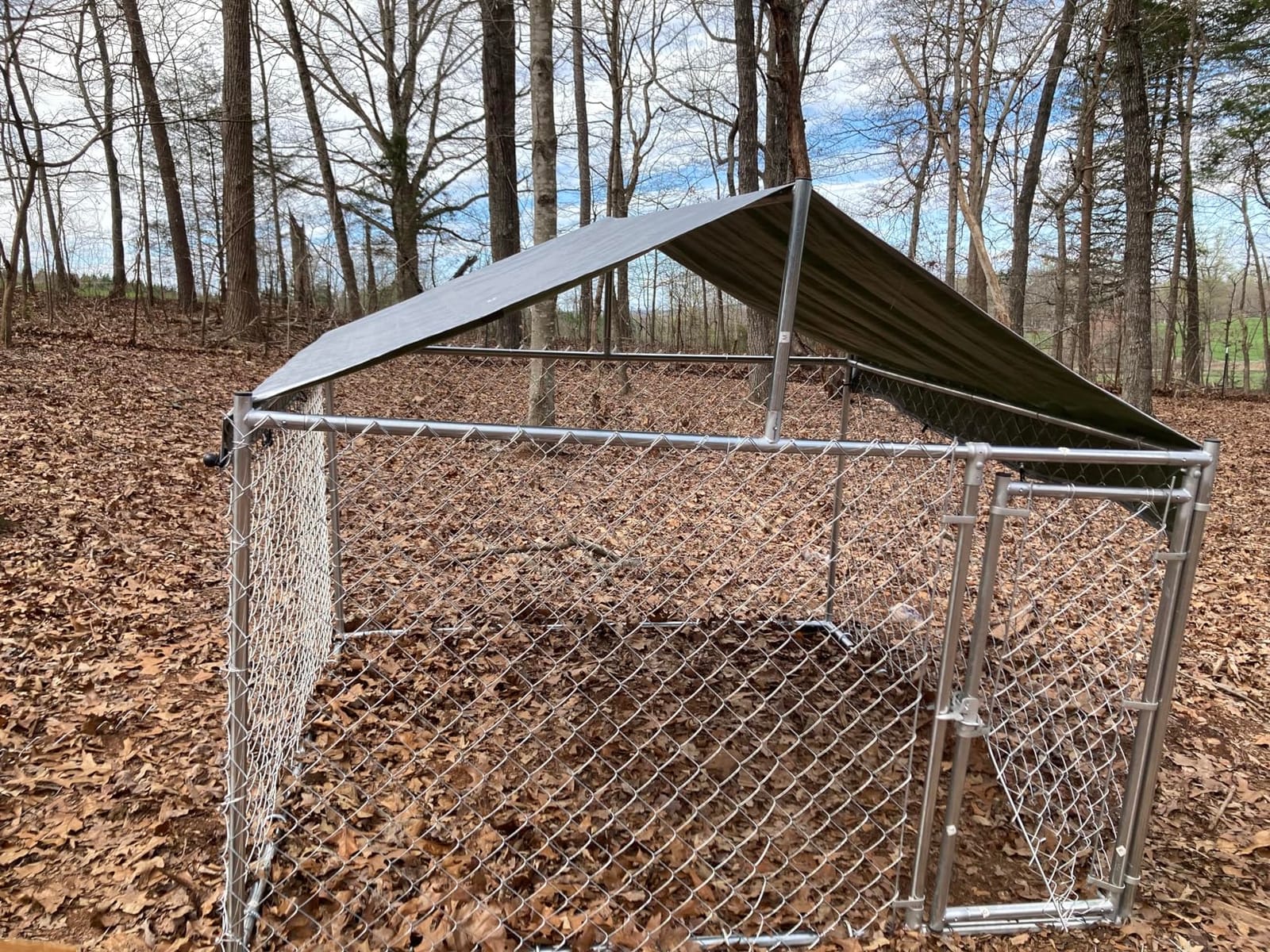 10 x 10 x 6.56 ft Outside Dog Kennel Outdoor Large with Roof, Enclosure with Roof, Outdoor Heavy Duty Dog Run Pens House Pet Playpen with Galvanized Chain Link customer photo 1