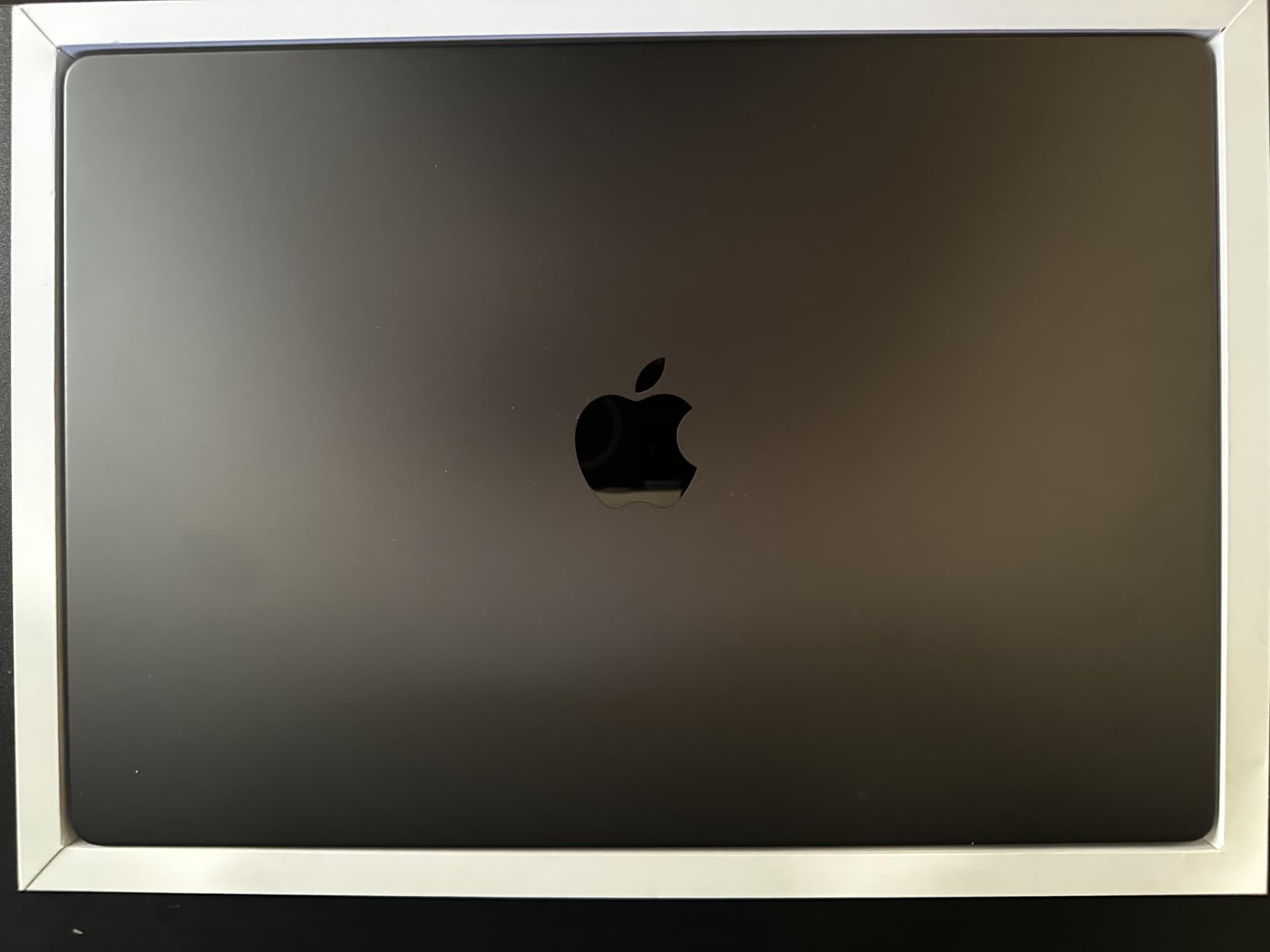 Apple 2024 MacBook Pro with Apple M4 Pro Chip (16-inch, 24GB RAM, 512GB SSD Storage) (QWERTY English) Space Black (Renewed) customer photo 2