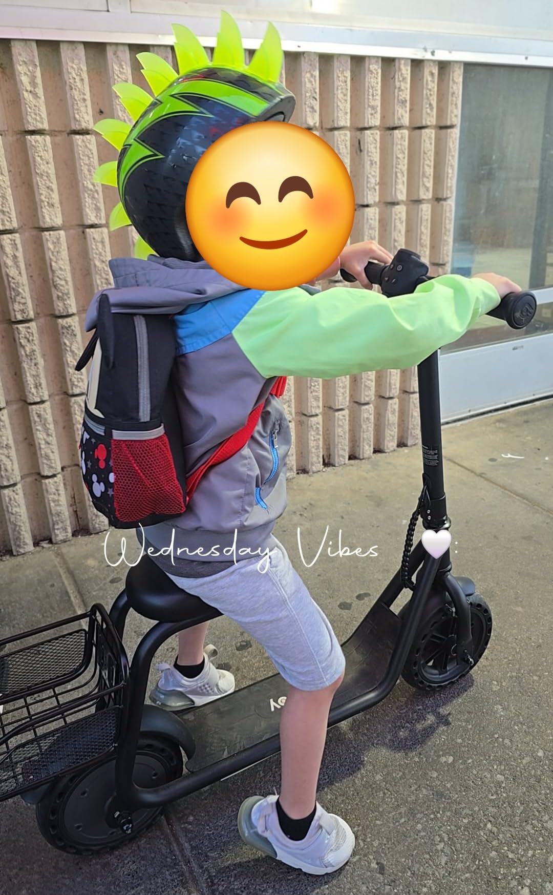 Hiboy Q2 Lite Electric Scooter for Kids w/Seat, 3-Speed, Brake, Ages 4-10 customer photo 2