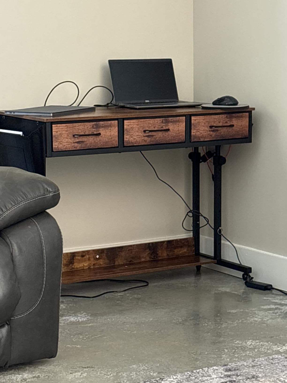 WINAZ Small Rolling Desk with Drawers & Storage - 32 Inch Adjustable Height Standing Desk on Wheels for Teachers, Students, Portable Mobile Workstation for Home Office, Small Spaces, Sewing & Crafts customer photo 2