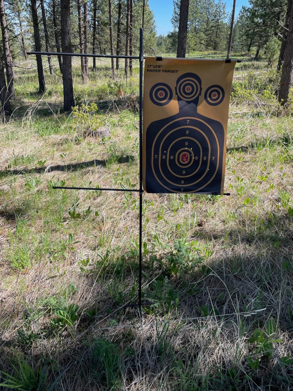 Adjustable Shooting Target Stand with 5-Prong Base, Portable Steel Target Holder with 9 Clips and 15 pcs Paper, Ideal Hunting Accessories for Outdoor Shooting Range customer photo 1