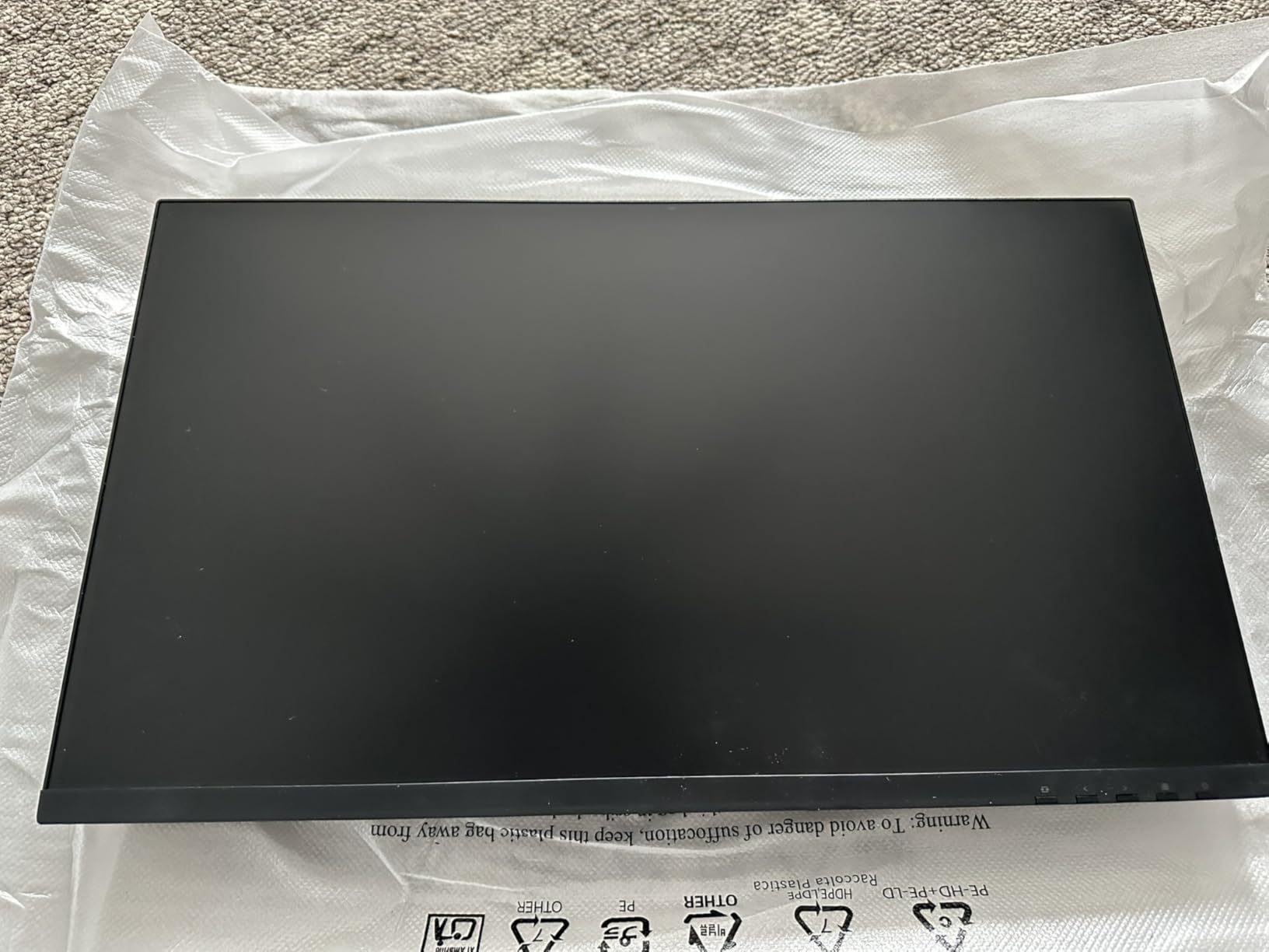 Amazon Basics 23.8-inch 1080P Computer Monitor, 120 Hz, HDMI, DP, VGA, VESA Compatible customer photo 1