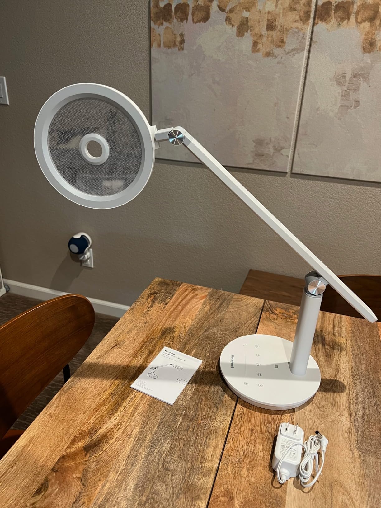 Honeywell H6 Desk Lamp for Home Office, Dimmable Reading Table Light, Black | Sunturalux CRI≥97, RG0 Low Blue Light, Flicker-Free, 800LM Dimmable with Timer for Webcam, Study, Office & Bedroom customer photo 2
