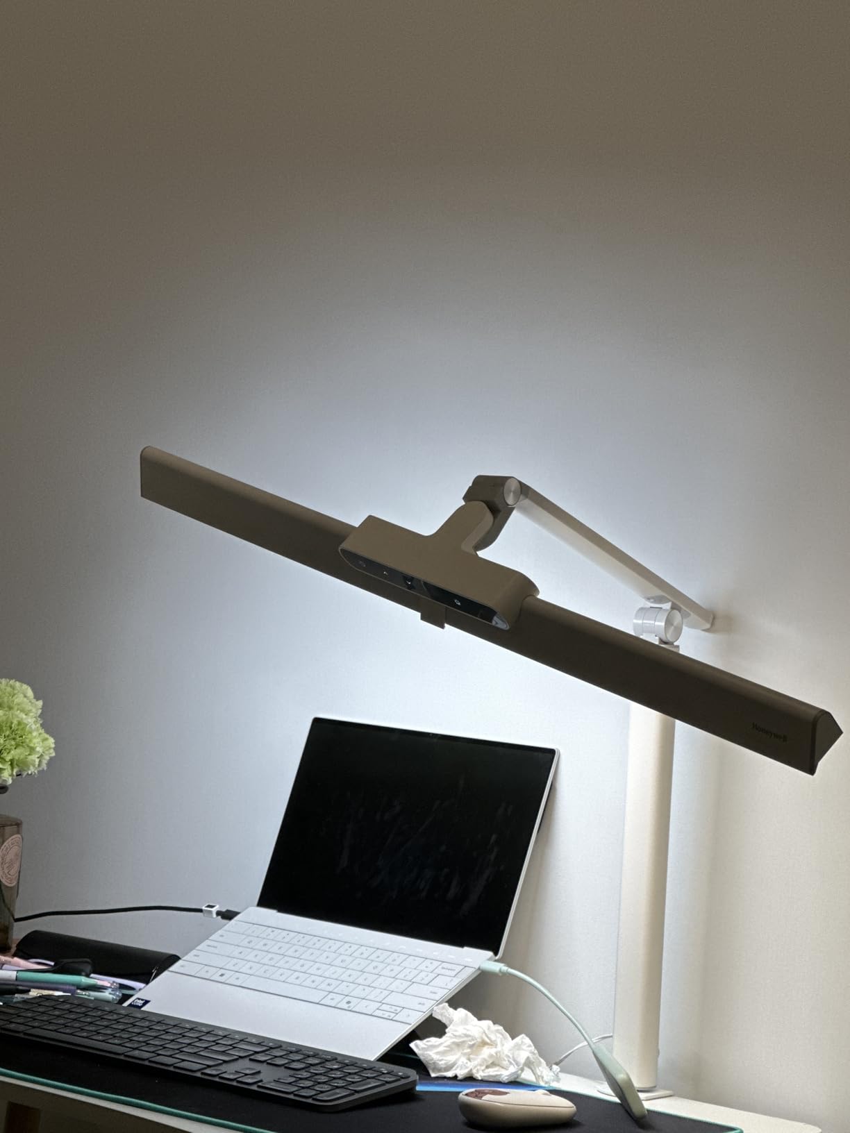 Honeywell HJ1BK Eye-Caring 1200LM LED Architect Desk Lamp for Home Office customer photo 2