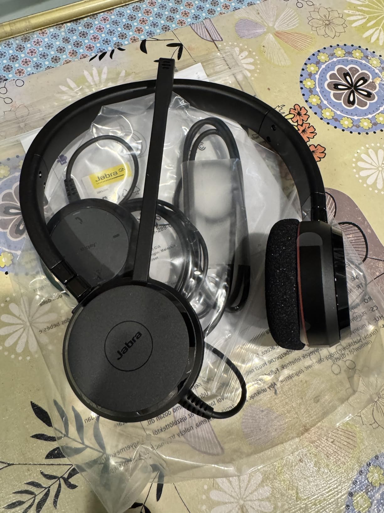 Jabra Evolve 20 (2025 Edition) Wired USB Headset with Microphone, Black | Comfortable Dual-Ear Office Headset, USB-A/USB-C Connection, In-Line Call Control, Ideal for Office and Work from Home Setups customer photo 2