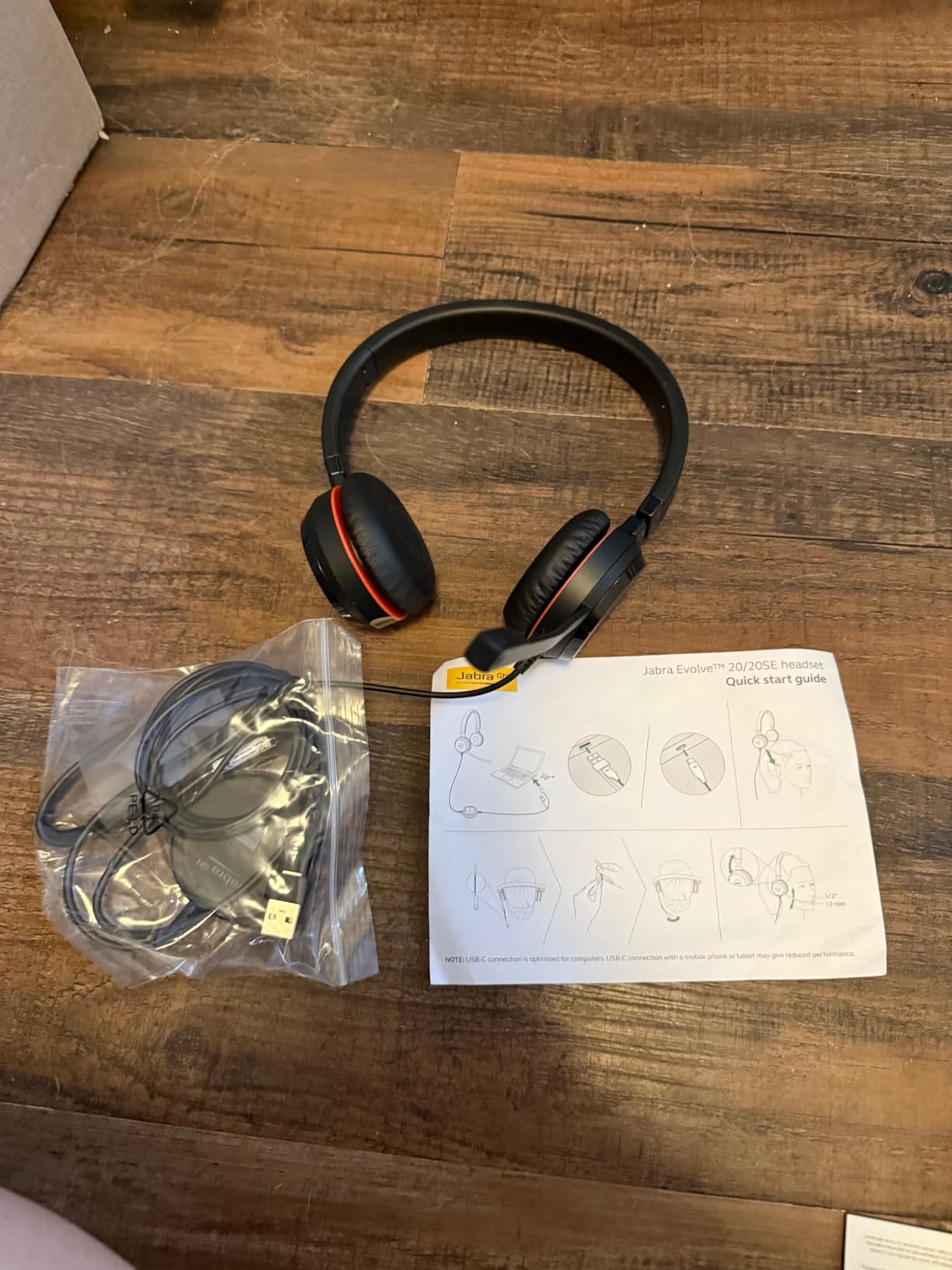 Jabra Evolve 20 SE Wired Dual-Ear Headset with Microphone for Work, USB-A and USB-C Wired Headphones, Microsoft Teams Certified, On-Ear Comfort, Connects to Laptops, iPhone & Android Devices customer photo 1