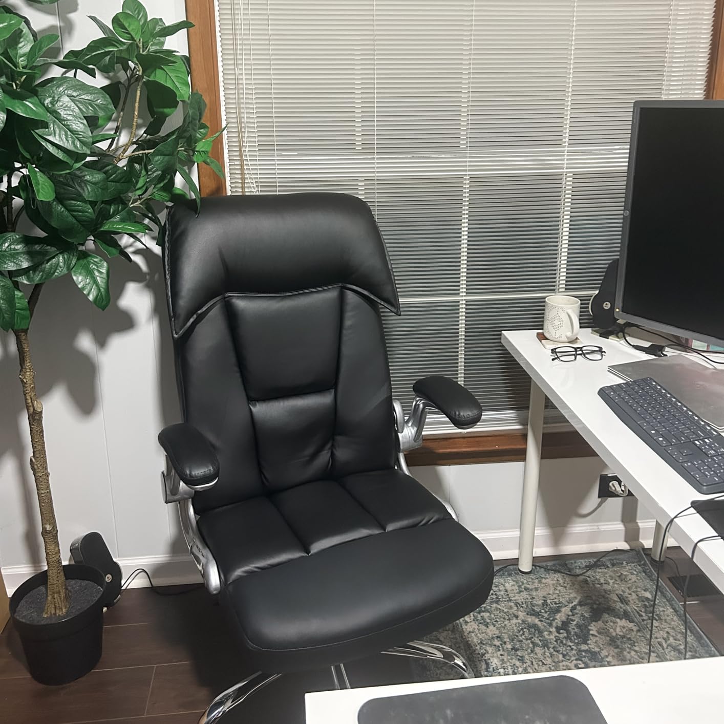 Plus Size Criss Cross Wide Comfy Office Desk Chair with Back Support, Pink | Ergonomic Lumbar Support, Wide Seat, Flip-up Padded Arms, Comfortable for Sitting All Day, Faux Leather customer photo 2