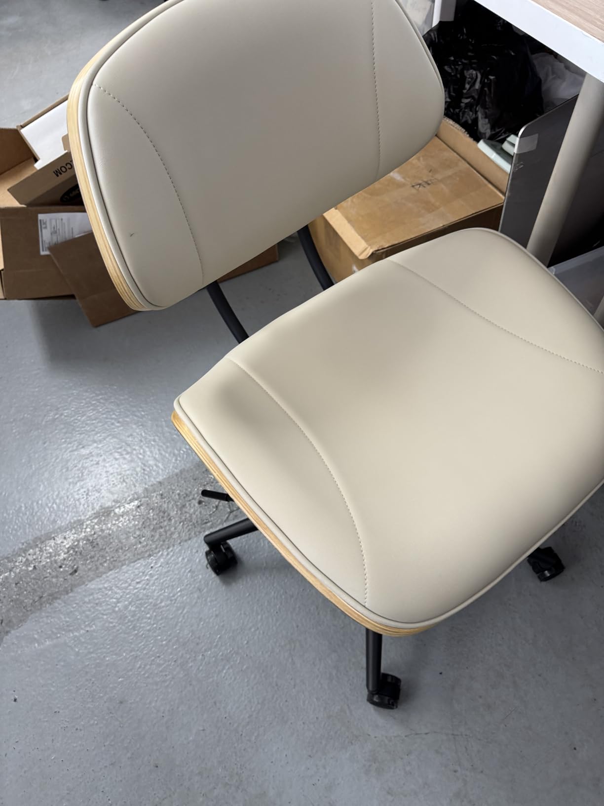 Armless Office Chair with Wheels, PU Leather Desk Chair, Beige | Adjustable Height Task Chair, 360° Swivel Ergonomic Computer Chair for Small Space, Modern Walnut Style, Home & Meeting Room customer photo 1