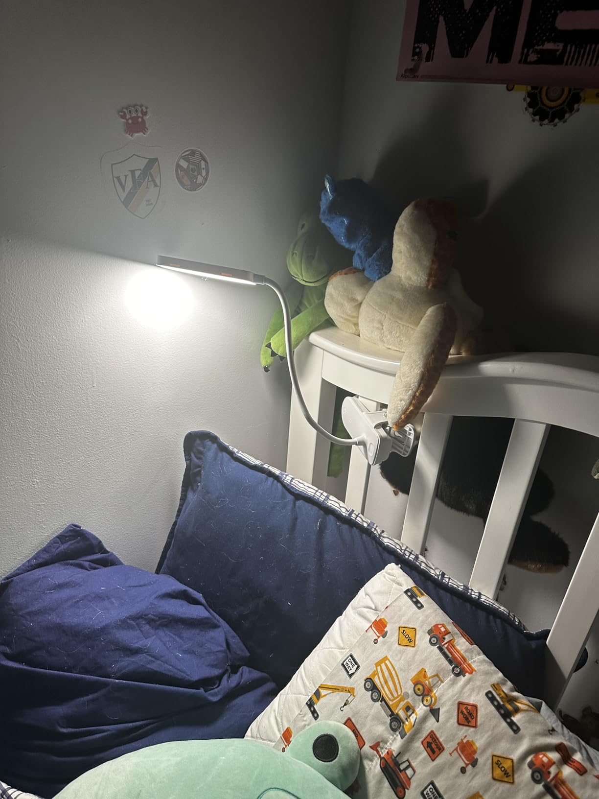 Clip on Light, 9 Brightness+5 Color Rechargeable Lamp, 48 LED Small Desk Lamp | 4000mAh Battery Powered Lamp, 450 Lumen Clamp Light, Wireless & Cordless Book Reading Light for Bed/Bedside Table/Bedroom/Dorm customer photo 1