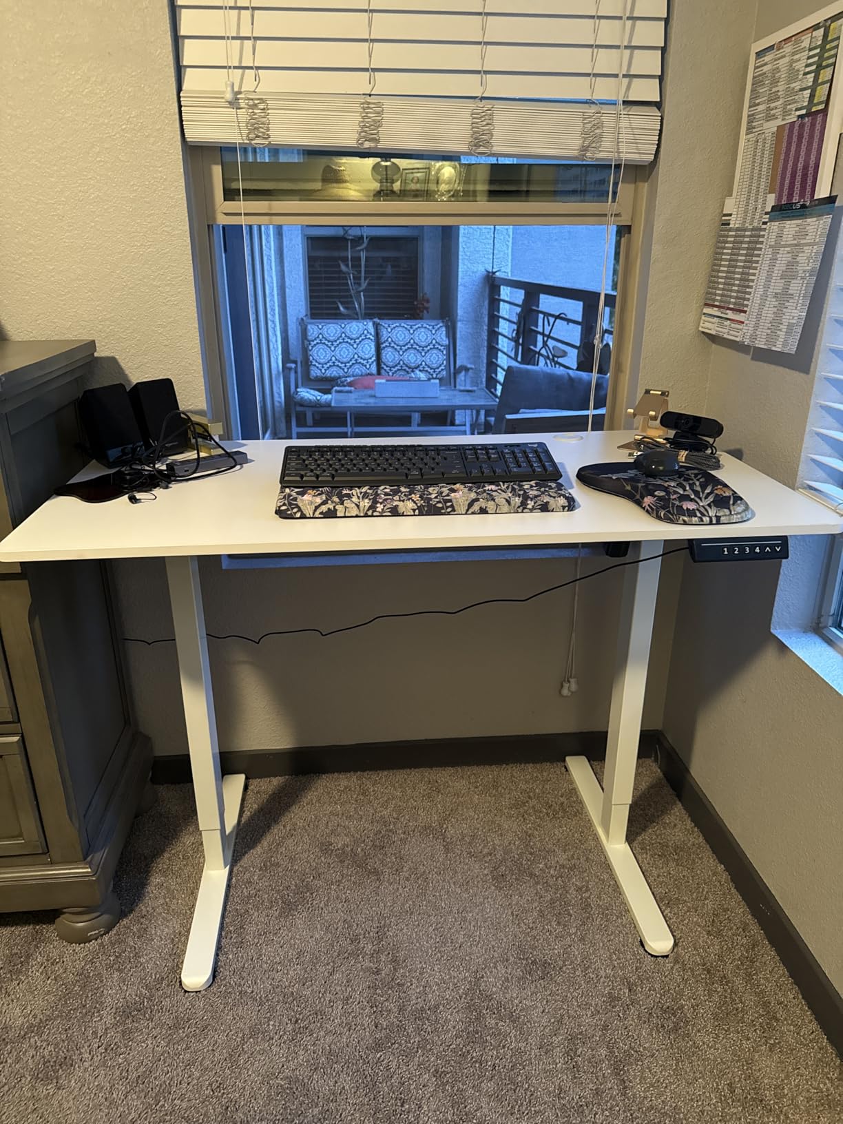 Furmax 45 Inches Electric Standing Desk, Home Office Desk with Phone Holder customer photo 2