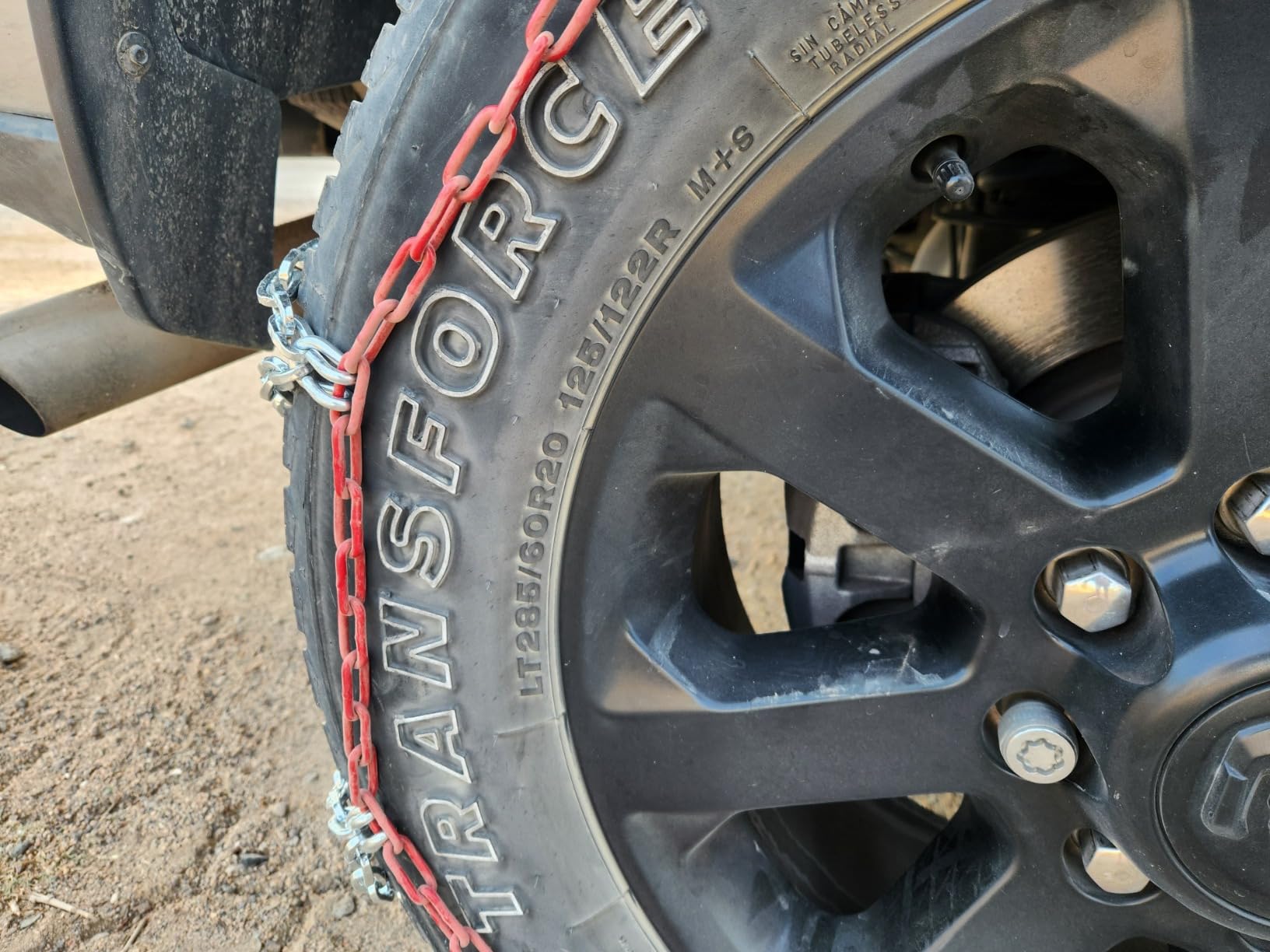 Snow-Chains Auto Fixing 1 Min Quick Installation Tire-Chains, Heavy-Duty Emergency Tire Traction Chain for Pickup Trucks and Off-road SUV Car Tires 235 245 255 265 275 - Set of 2 (HYR-S) customer photo 2