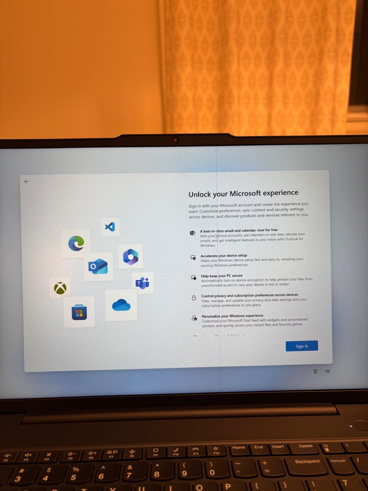 Lenovo Laptop V15, AMD Ryzen 3 7320U, 16GB DDR5, 512GB SSD, Windows 11 Pro customer photo 2