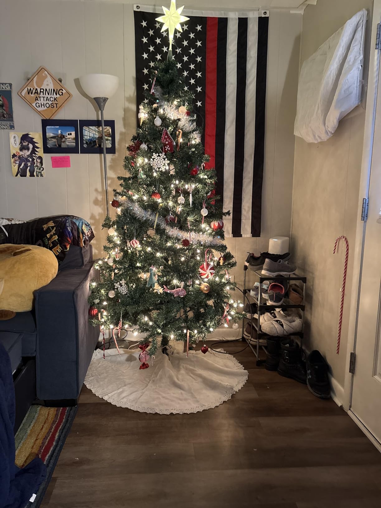 Best Choice Products 6ft Artificial Christmas Tree, Frosted Premium Unlit Hinged Design, Dense Partially Snow Flocked Branches Realistic Holiday Décor w/Easy Assembly, Base customer photo 2