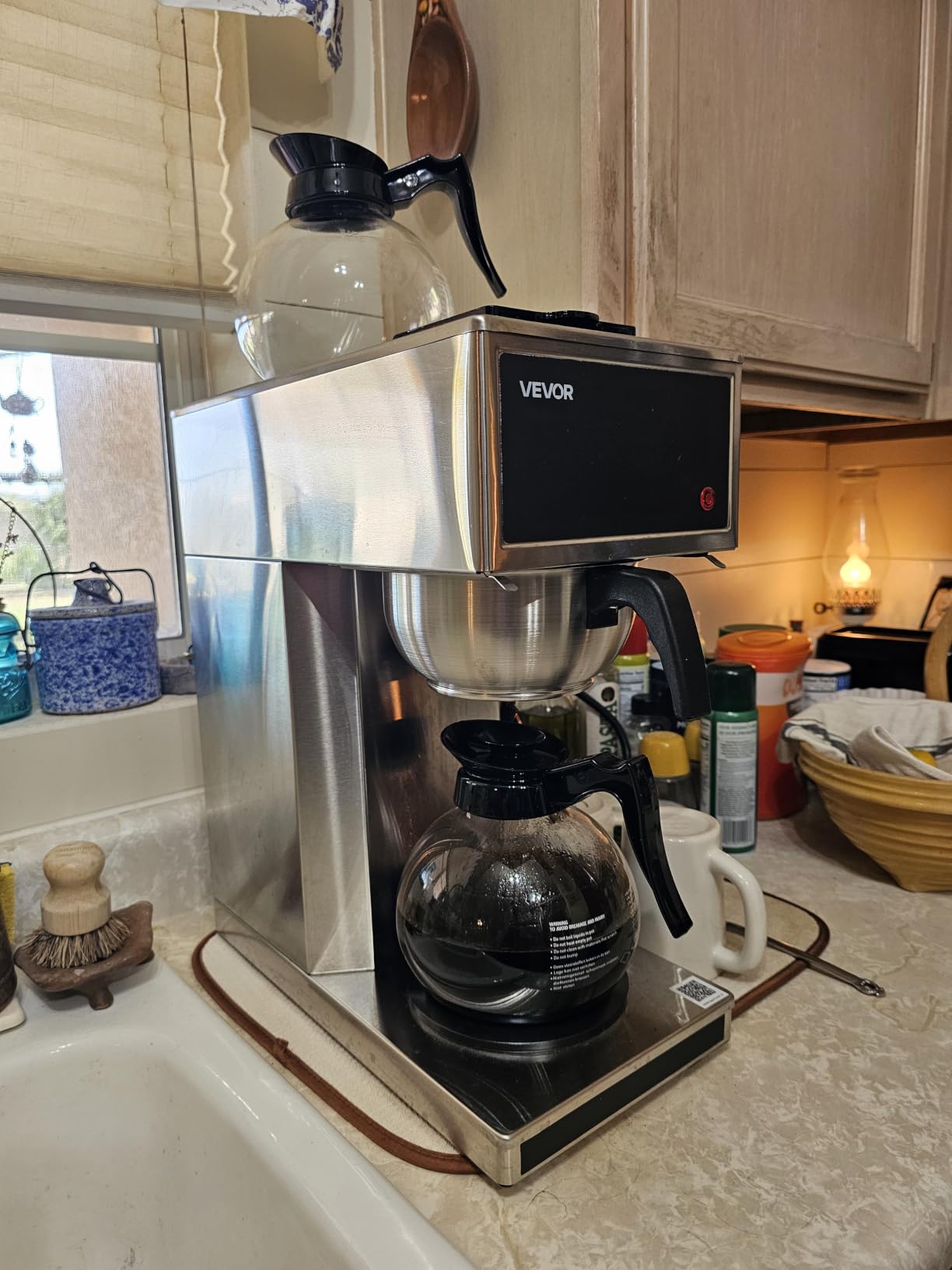 VEVOR Commercial Drip Coffee Maker 12 Cups Coffee Machine Drip Style, High Efficiency for Restaurant Office Home, Stainless Steel Coffee Brewer, with 2 Glass Carafes and 2 Decanter Warmer Plates customer photo 2