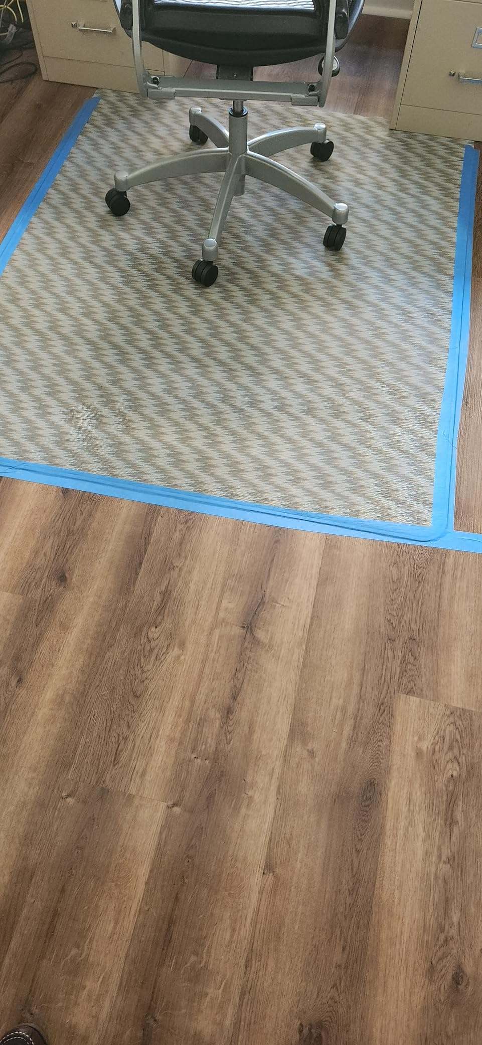 Blvornl Ultra Large Office Chair Mat for Hardwood Floor, Rolling Chair Mat for Hard Wood, Large Anti-Slip Hard Floor Protector, Heavy Duty Computer Desk Rug for Office and Home 47.2