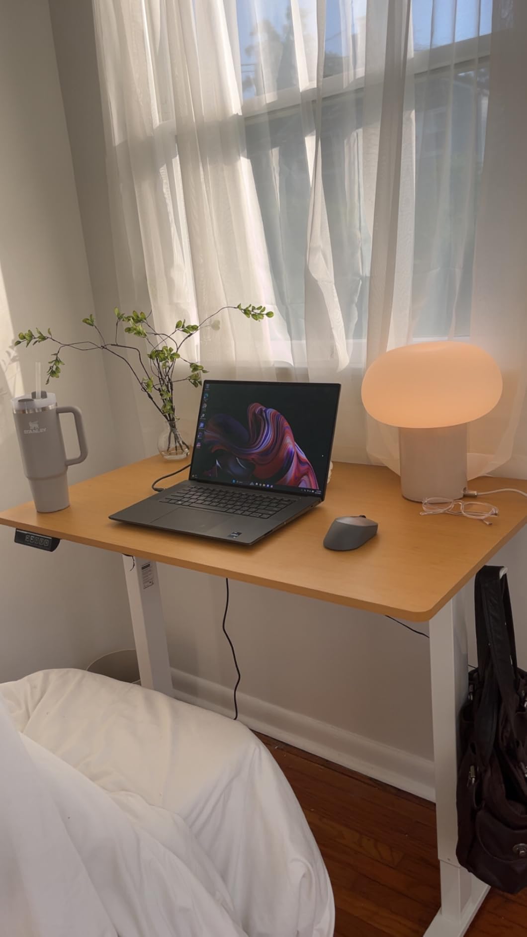DUMOS 63 Inch Electric Standing Desk, Memory Adjustable Home Office Desk customer photo 1