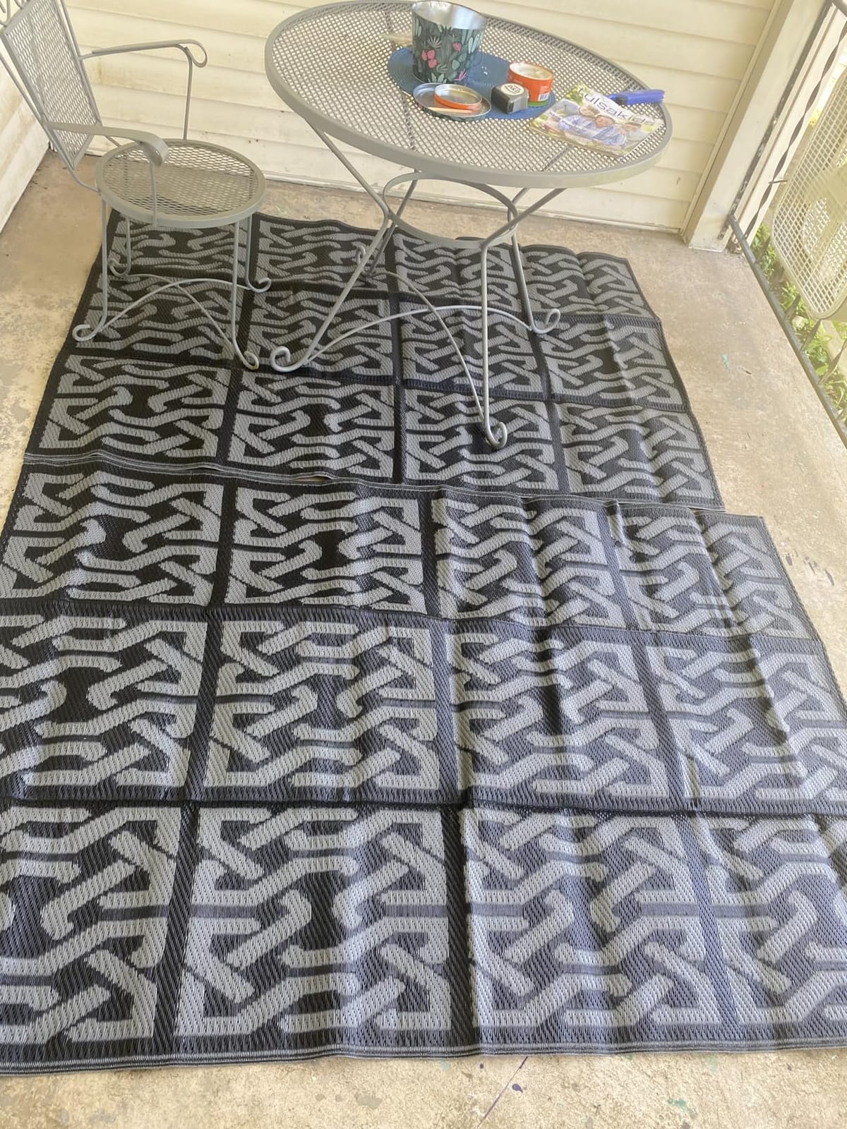 SAND MINE Waterproof Outdoor Rug 9x12 ft, Reversible Plastic Straw Area Rug, Large Floor Mat for Patio, Backyard, Deck, RV, Camping, Picnic, Beach, Balcony & Porch - Black & Grey customer photo 2