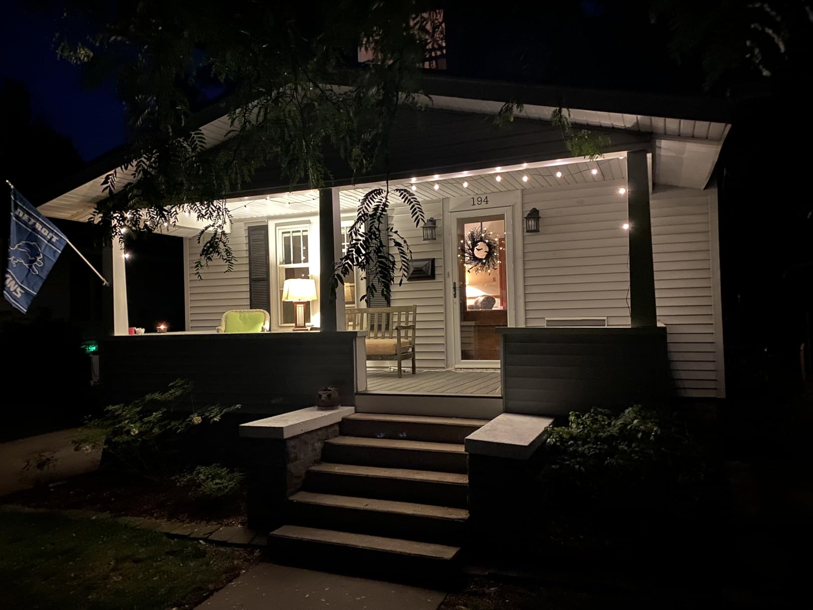 Minetom 100FT Solar String Lights Outdoor Waterproof, S14 Patio Lights customer photo 2