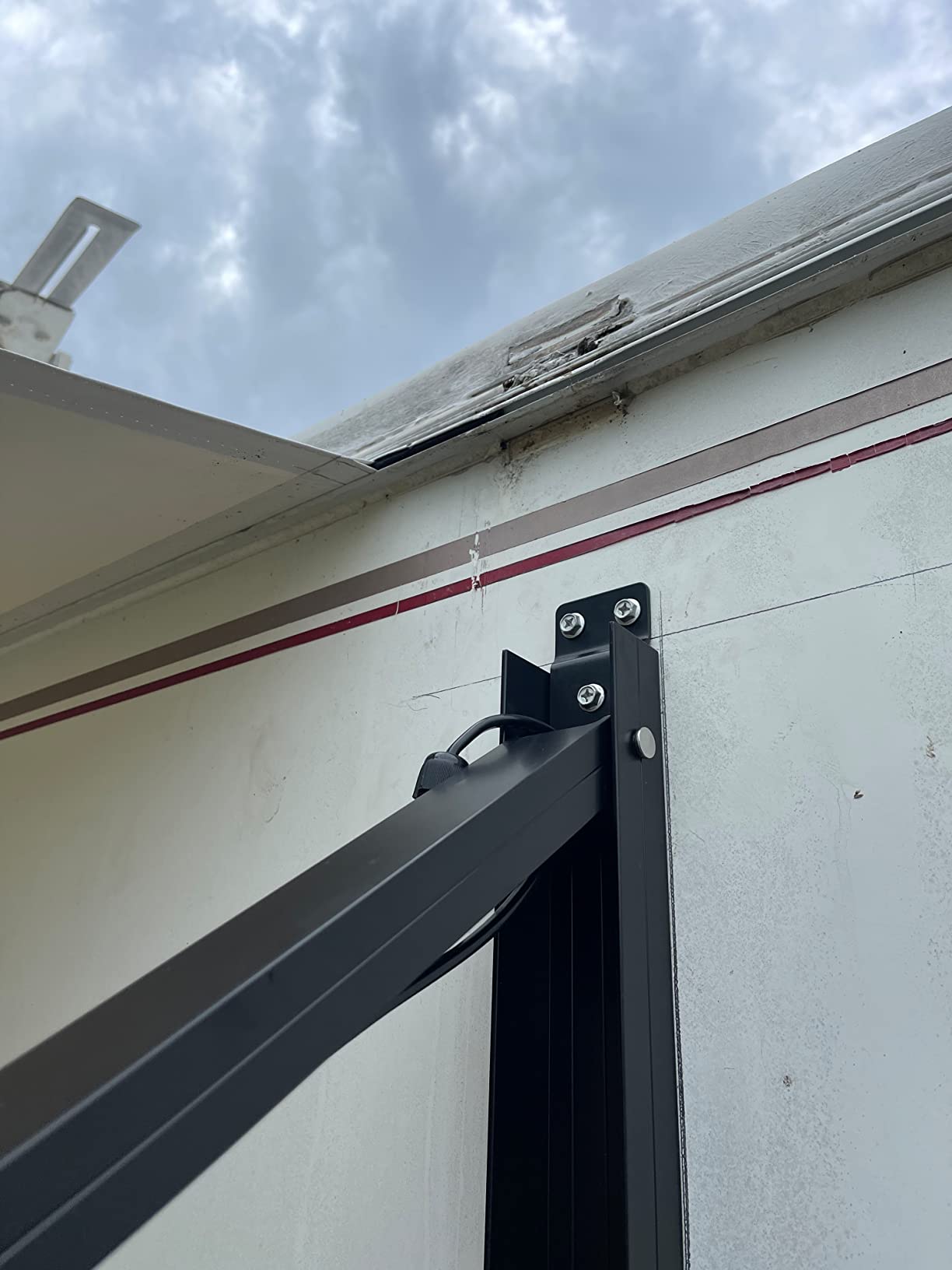 Awnlux White Motorized Modular Retractable RV Awning Full Set Assemblies for RV, 5th Wheel, Travel Trailers, Toy Haulers, and Motorhome-RV Trailer Awning for Home or Camper-17x8 Ft-Blue Strip customer photo 2