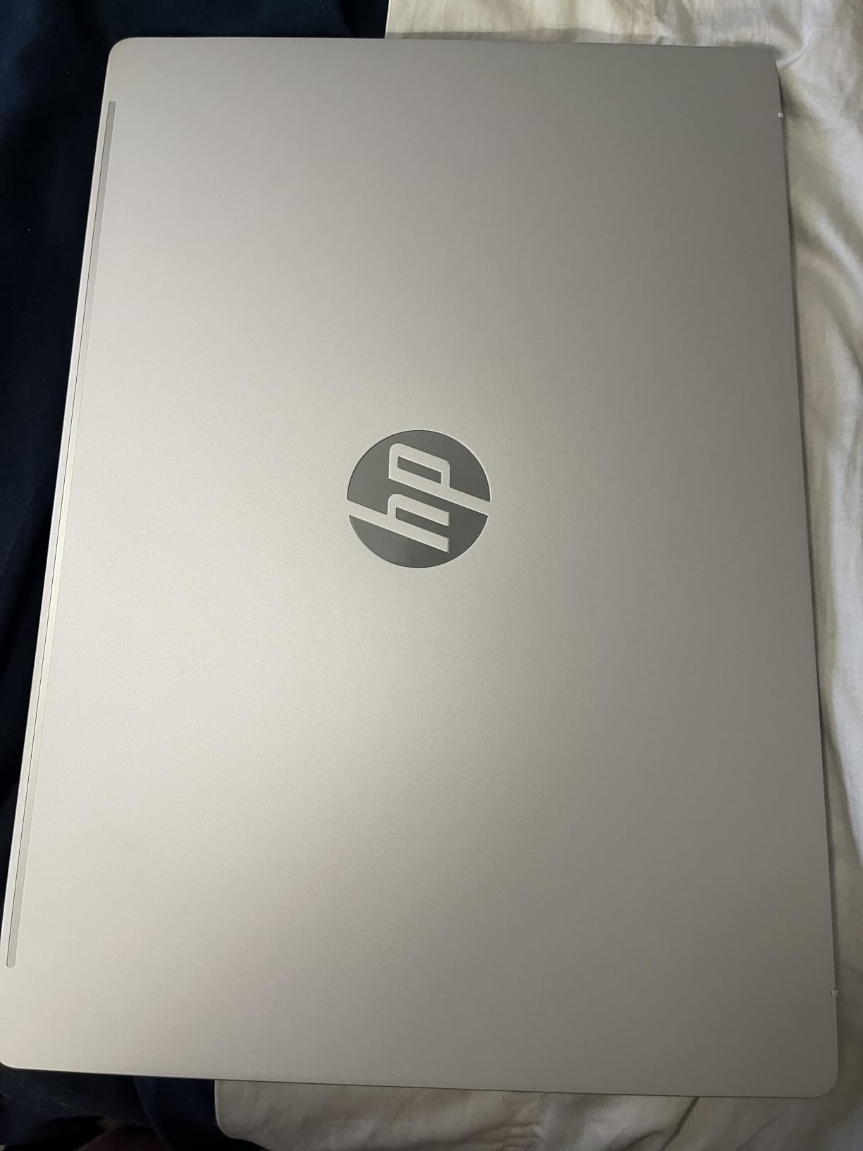 HP OmniBook 3 16 inch Next Gen AI PC, 2K Touchscreen, AMD Ryzen AI 5 430, 16GB RAM, 512GB SSD, AMD Radeon 840M GPU customer photo 2