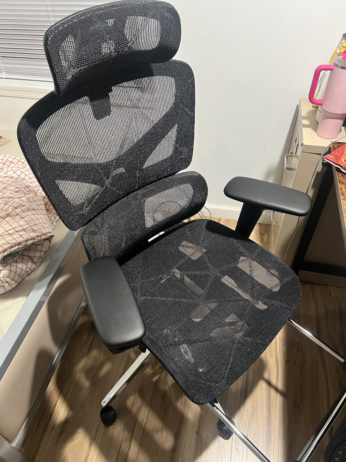 Mesh Office Chair,Ergonomic Computer Chair,400lbs Capacity,3D Adjustable Lumbar Support,Adjustable Headrest and Armrests, Tilt-Swivel,Premium Mesh Desk Chair for Office,Home & Gaming (Black) customer photo 2