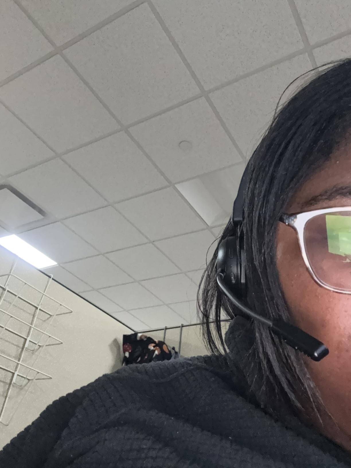 Trucker Bluetooth Headset, Wireless Headset with Microphone customer photo 1