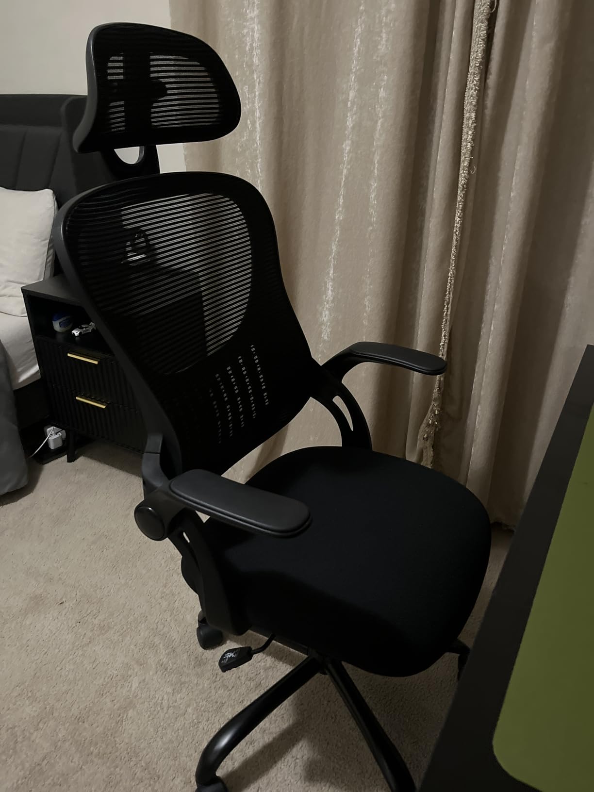 Sweetcrispy Computer Desk Chair, Mesh Office Chair with Lumbar Support | Ergonomic High-Back, Rolling Work, Adjustable Headrests, Flip-up Arms, Home Bedroom Study, Pink customer photo 1