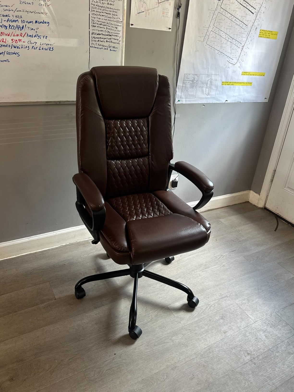 Executive Office Chair, High Back Ergonomic Desk Chair with Lumbar Support, Adjustable Big and Tall Computer Chair, 360° Swivel, PU Leather, Black customer photo 1